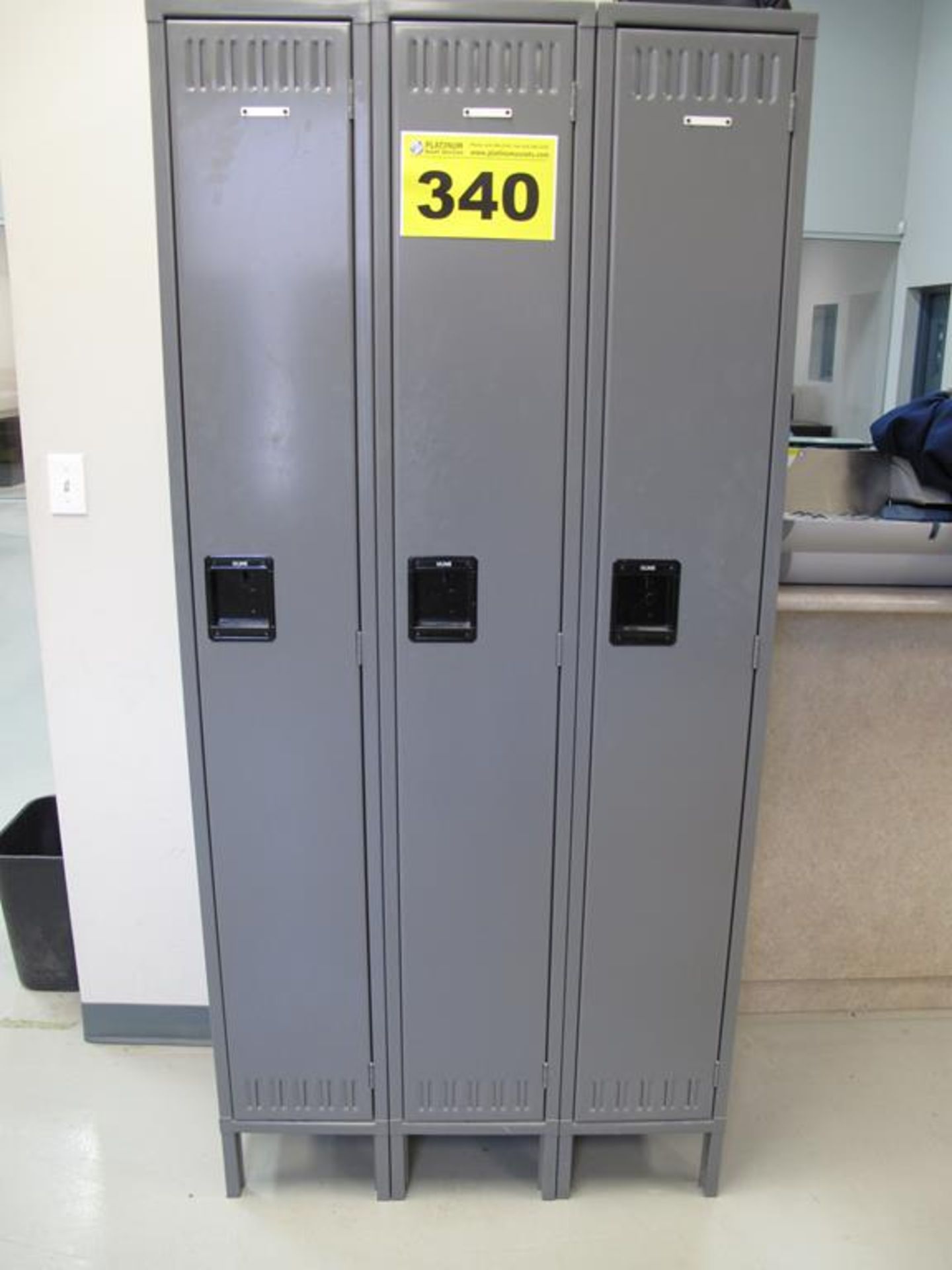 3 SECTION, FULL SIZE, LOCKER