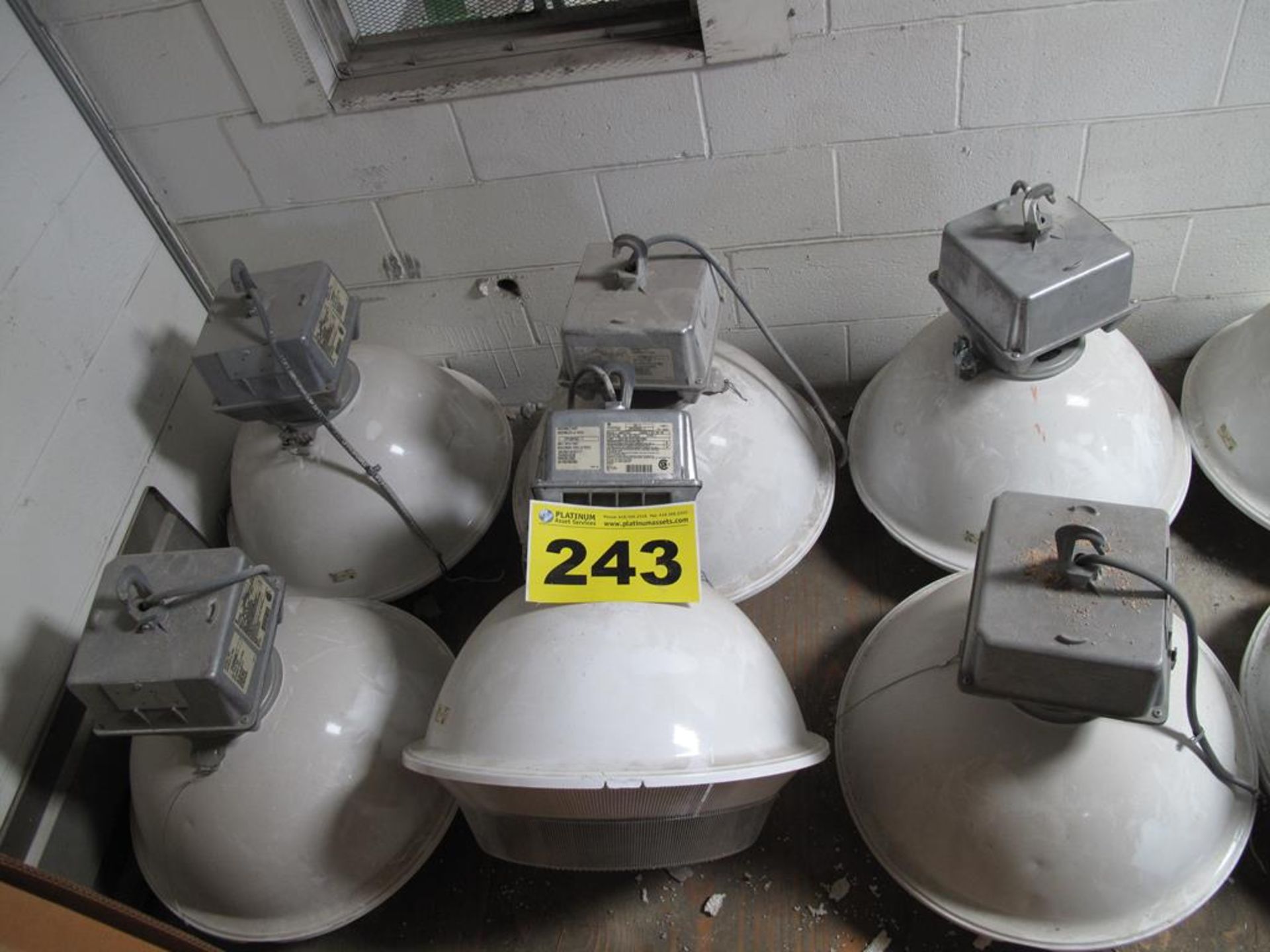 LOT OF (12) INDUSTRIAL, CPP400PS6C-T, CEILING MOUNTED, 400 WATT, SHOP LIGHTS, 347 / 277 / 120 VAC