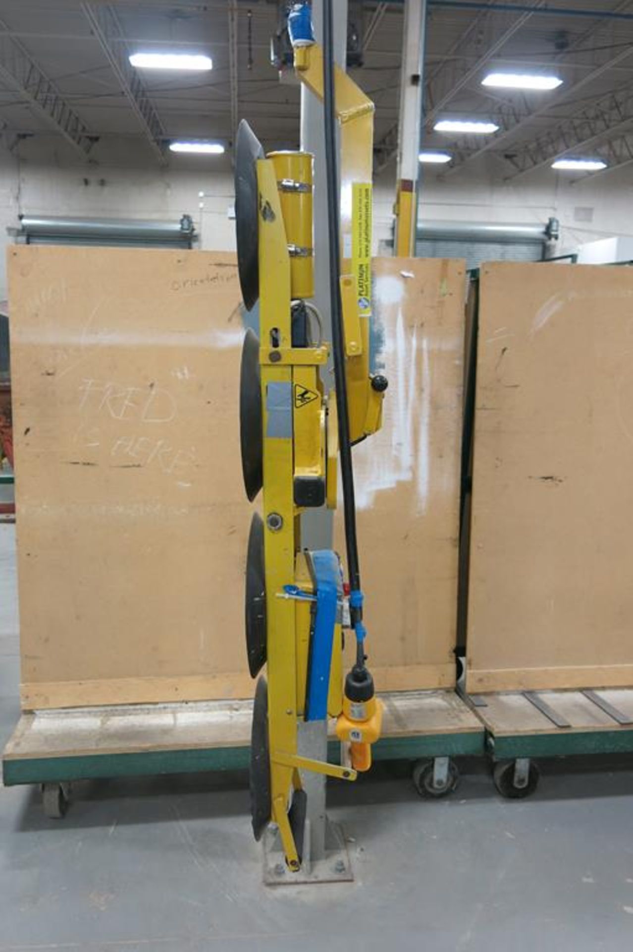 WOODS POWER-GRIP, PC1104DC, 700 LBS, 4 POD VACUUM GLASS LIFTER, 110 VAC, 2010 - Image 3 of 5