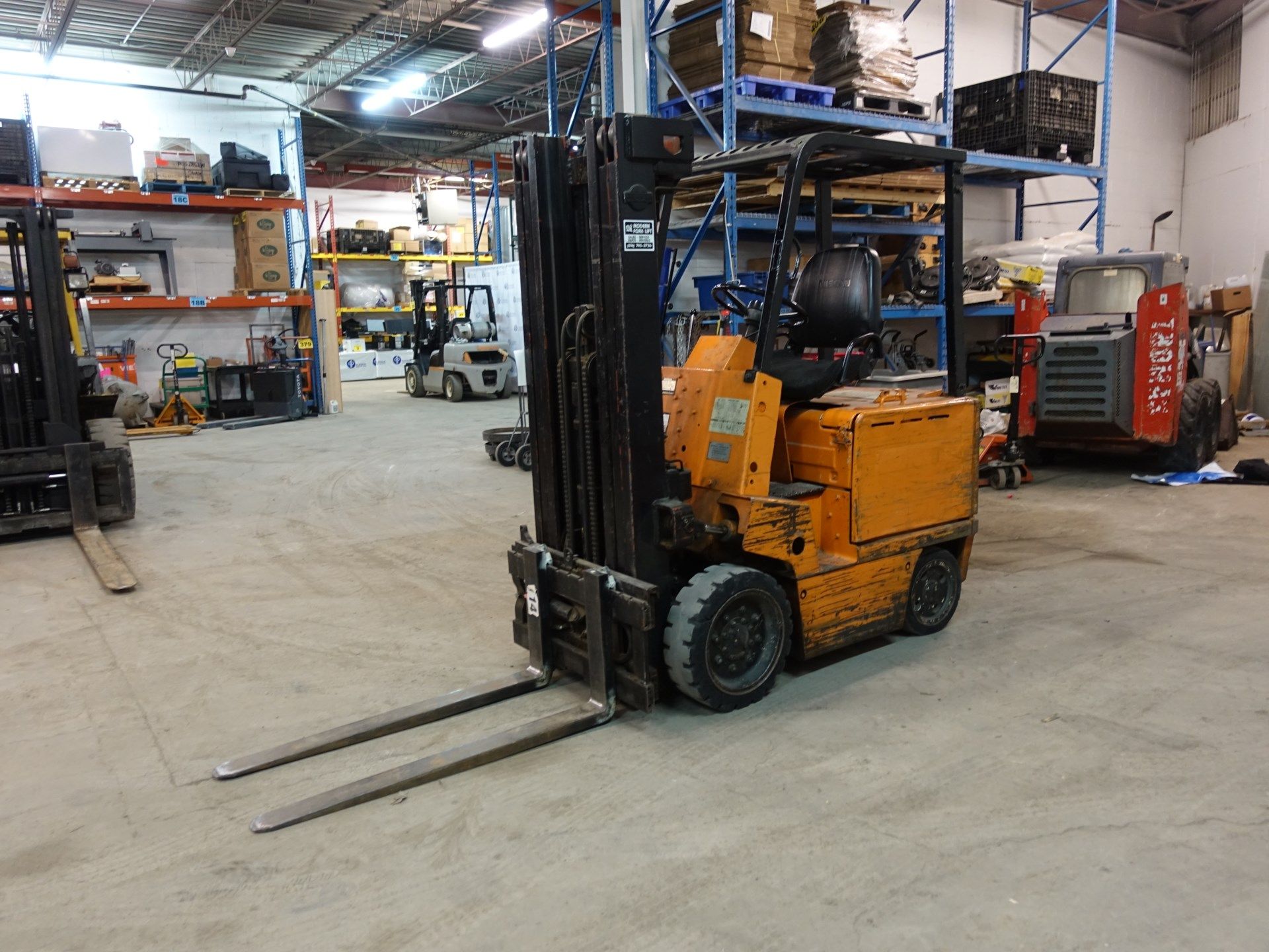 NISSAN, CYB02L20S, 48V, 4,000 LBS, 3 STAGE, ELECTRIC FORKLIFT, CHARGER, 6,304 HOURS (LOCATED AT 1-80
