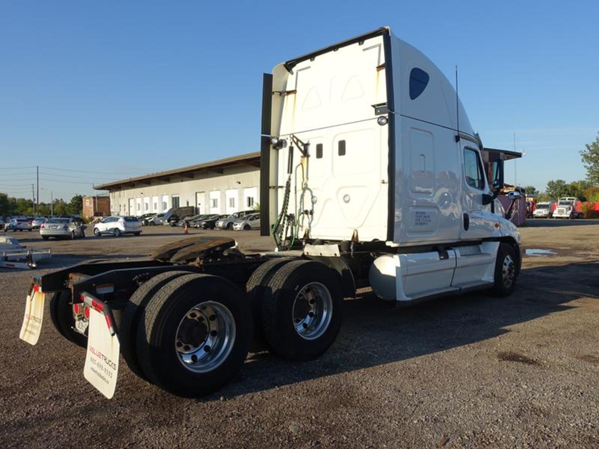 2013, FREIGHTLINER, CASCADIA 125, HIGH RISE, SLEEPER TRUCK TRACTOR, 72", SLEEPER CAB, DETROIT - Image 5 of 26