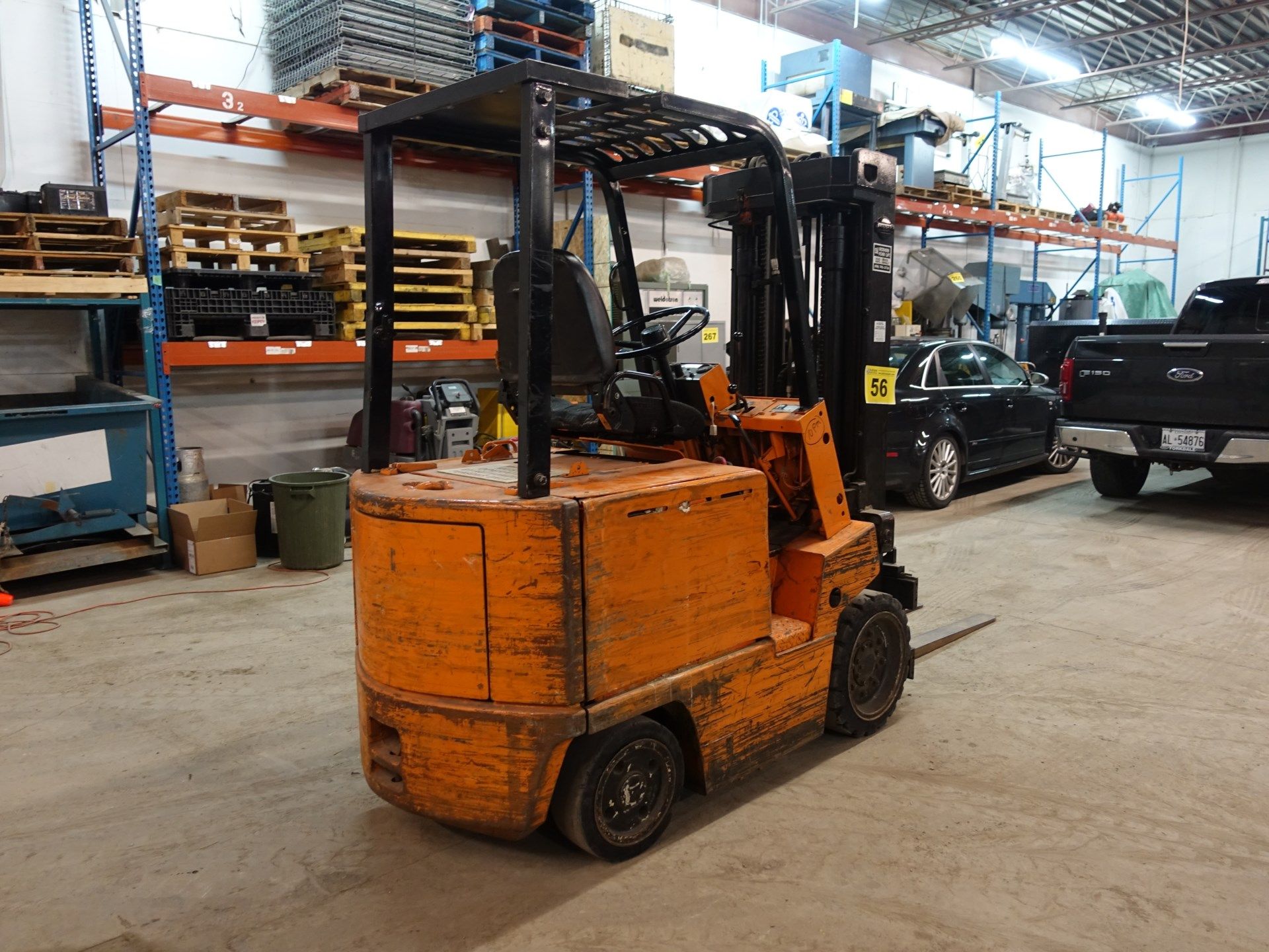 NISSAN, CYB02L20S, 48V, 4,000 LBS, 3 STAGE, ELECTRIC FORKLIFT, CHARGER, 6,304 HOURS (LOCATED AT 1-80 - Image 3 of 7