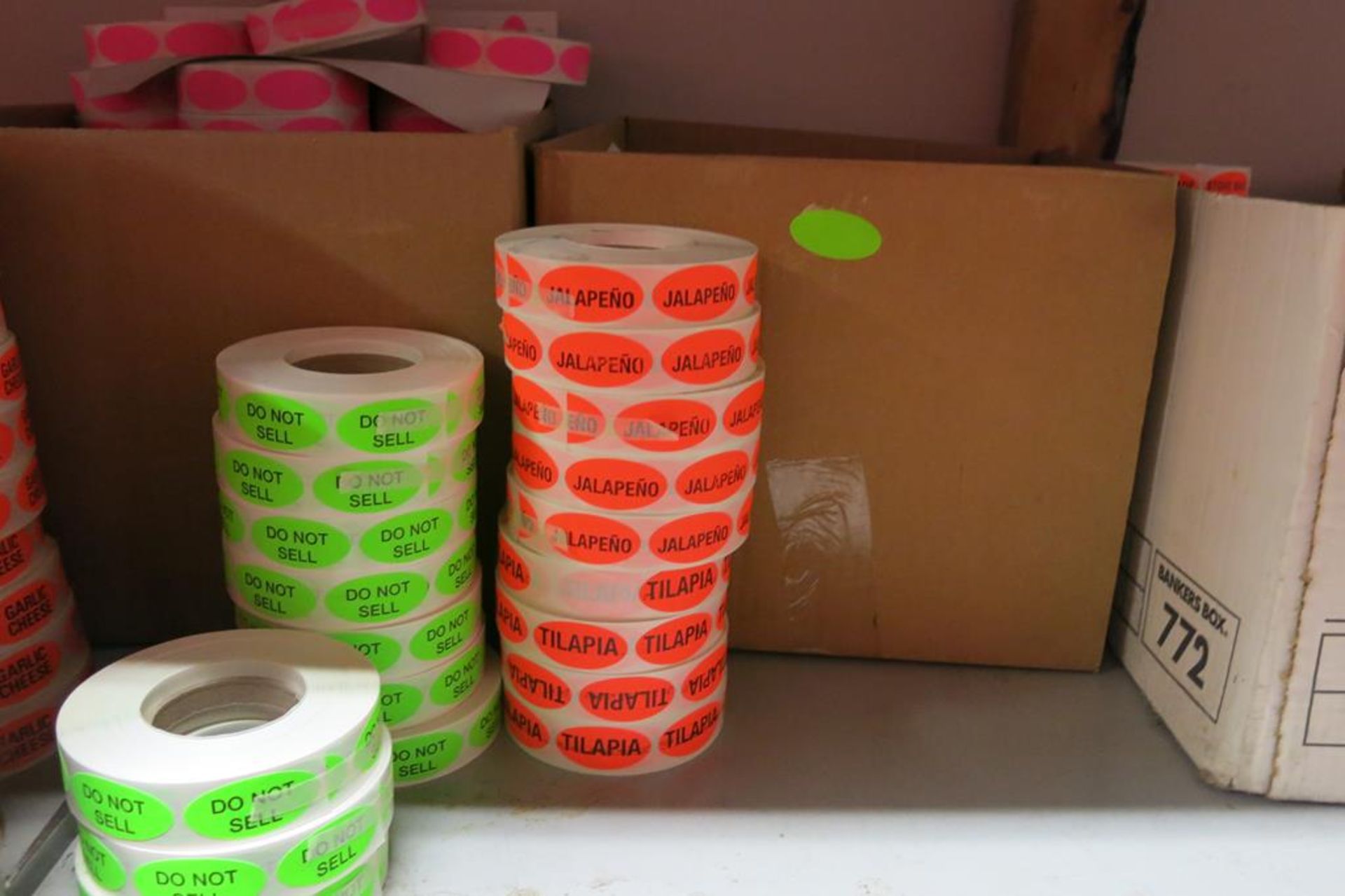 LOT OF ASSORTED LABELS - Image 10 of 12