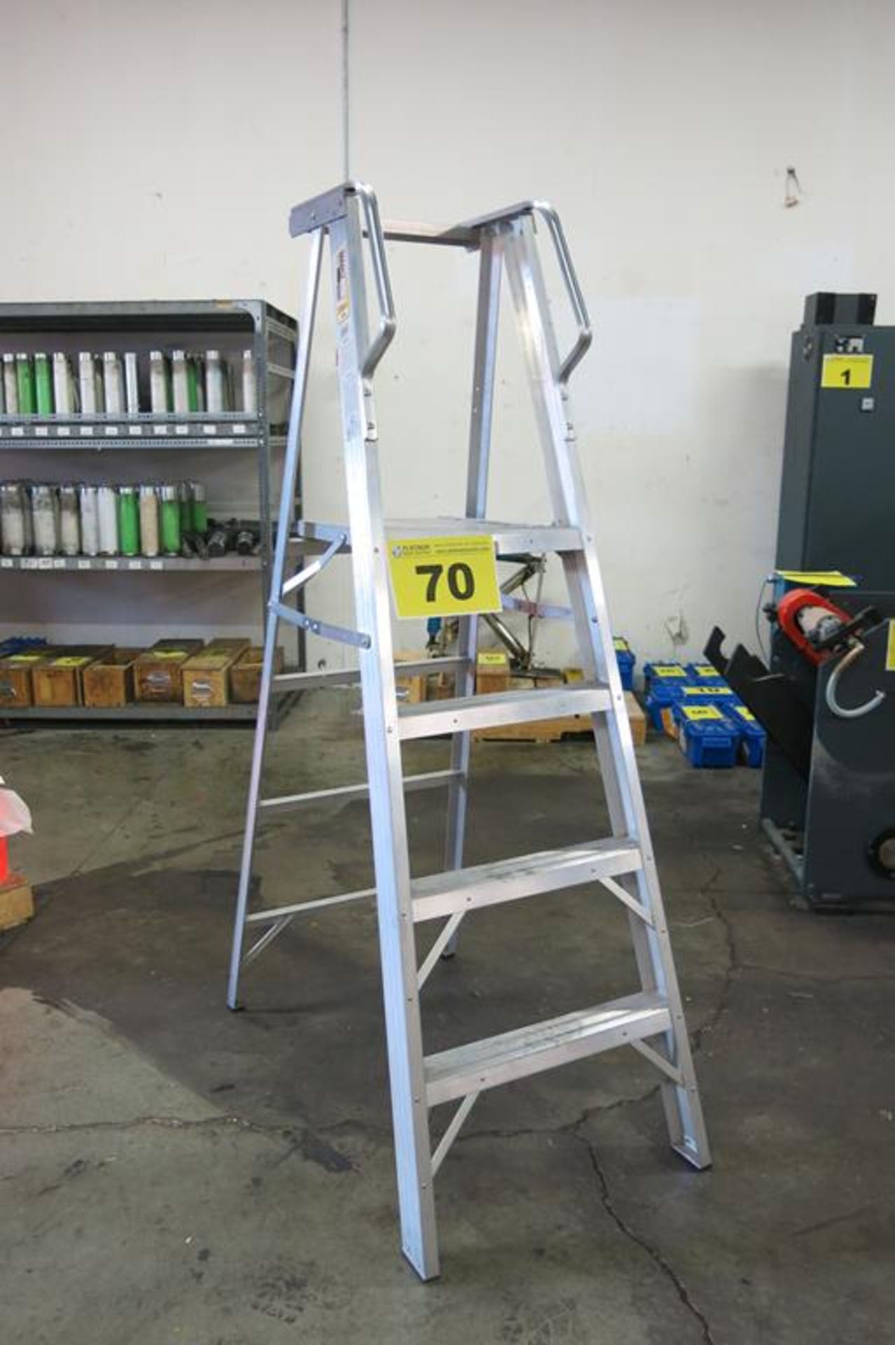 STEPLADDER, 6'