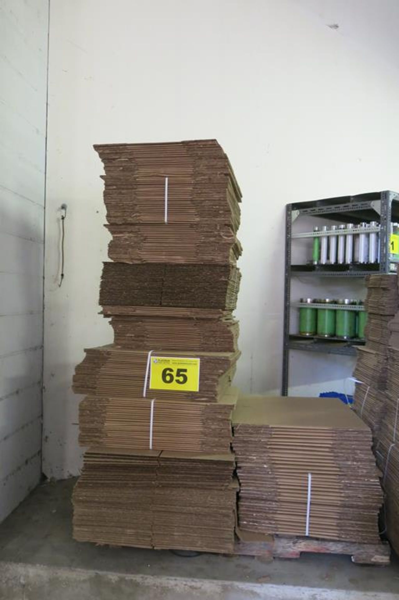 LOT OF FLAT CARDBOARD BOXES (ASSORTED SIZES) - Image 2 of 2