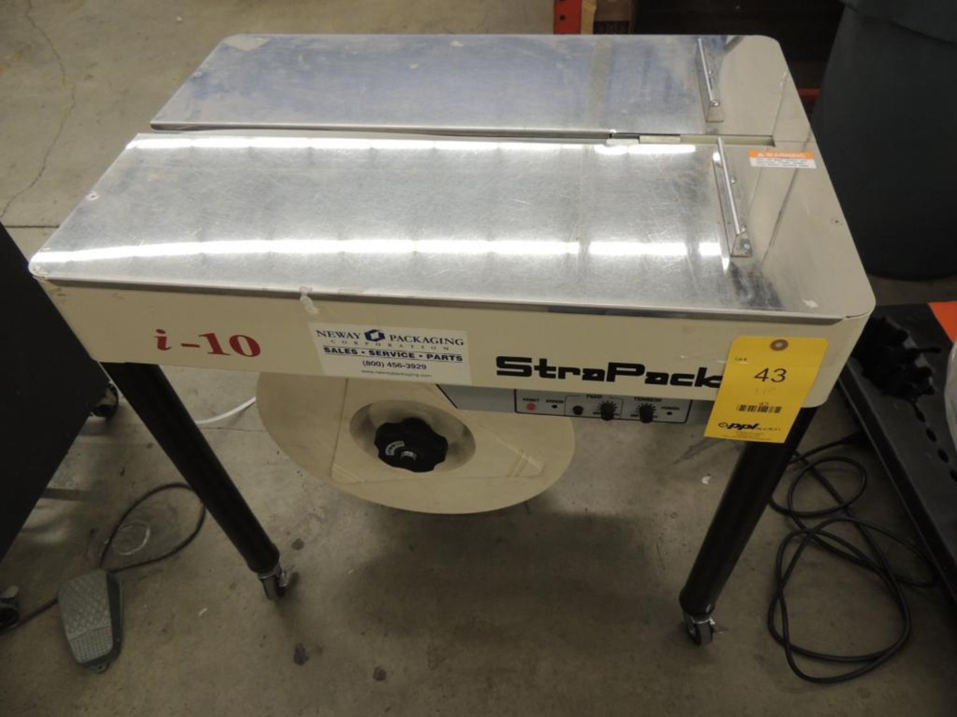 Strapack I10 Semi-Automatic Strapping Machine