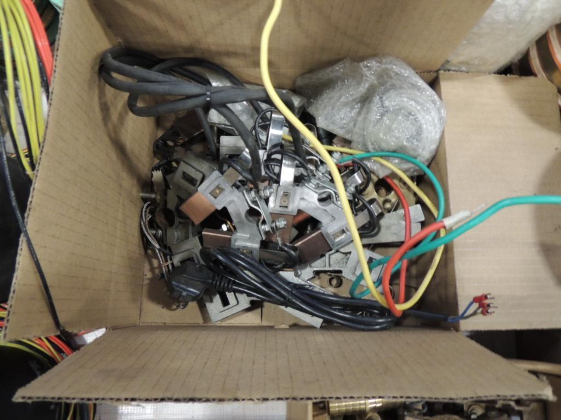 LOT: Assorted Pengda Transfer Press Parts including Machine & Table Drive Motors, Speed Reducers - 1 - Image 18 of 29