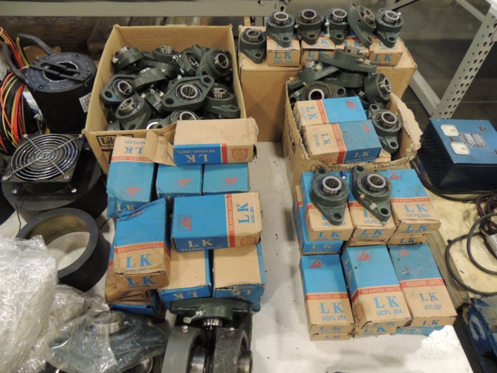 LOT: Assorted Pengda Transfer Press Parts including Machine & Table Drive Motors, Speed Reducers - 1 - Image 10 of 29