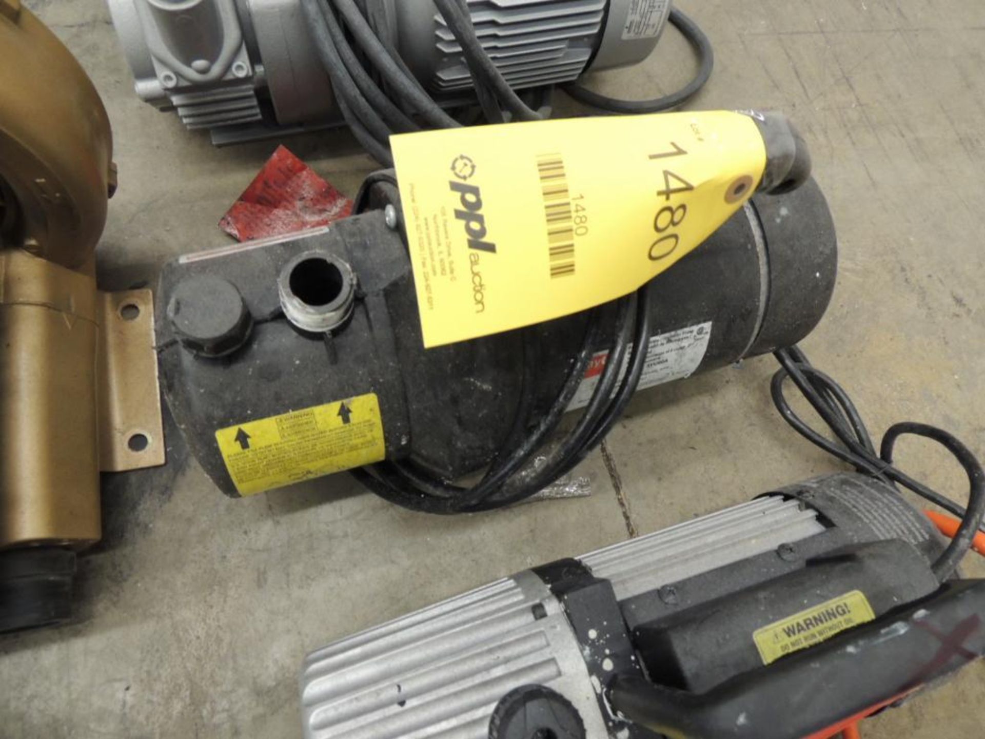 LOT: (3) Pumps, (2) Guru Regen 1.75 HP Blowers, (1) Dayton Model 3YU60A 1/2 HP Sprinkler Pump - Image 4 of 4