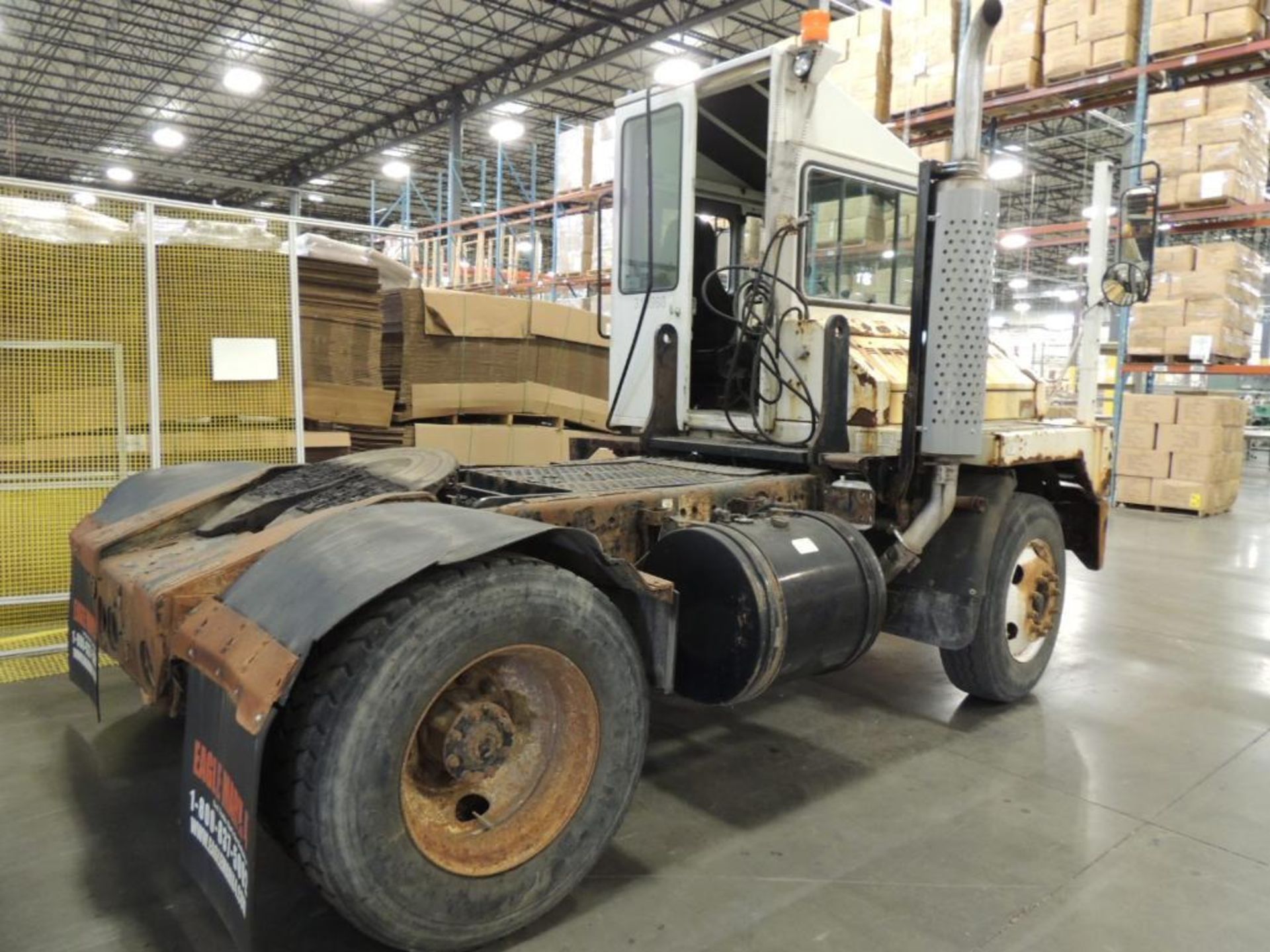 2005 Calmar Truck Tractor, Vin 11VAB13325A000437, Cummins Power, Automatic Transmission, Hydraulic 5 - Image 3 of 5