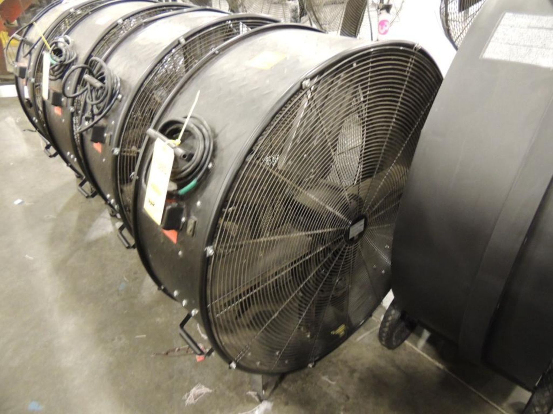 LOT: (2) County Line 36 in. Model SFDC-900FB-R Portable Barrel Fans