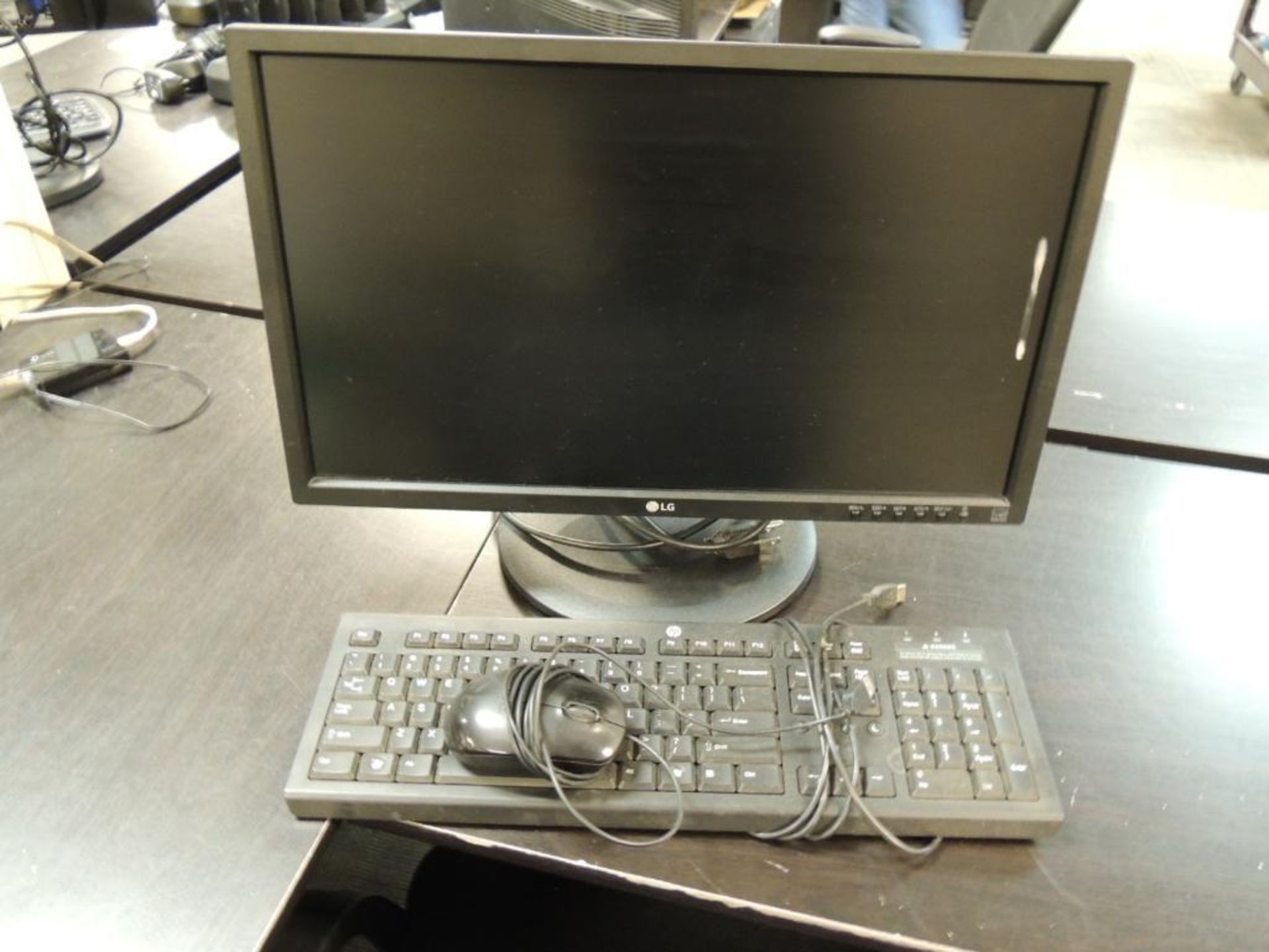 LOT: Monitors including (2) LG, (1) Acer, (1) Dell, with Keyboards & Mouses - Image 4 of 5