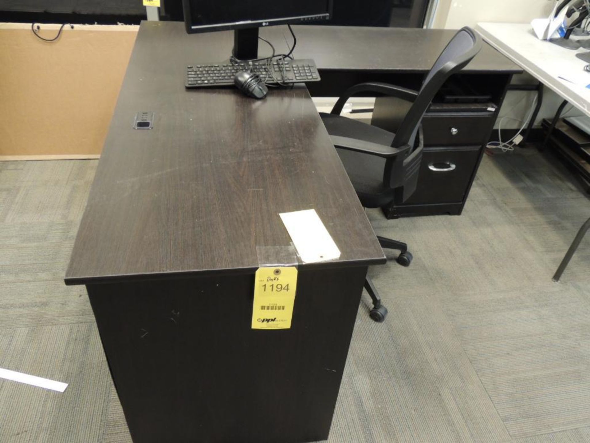 LOT: (2) Desks with Chairs