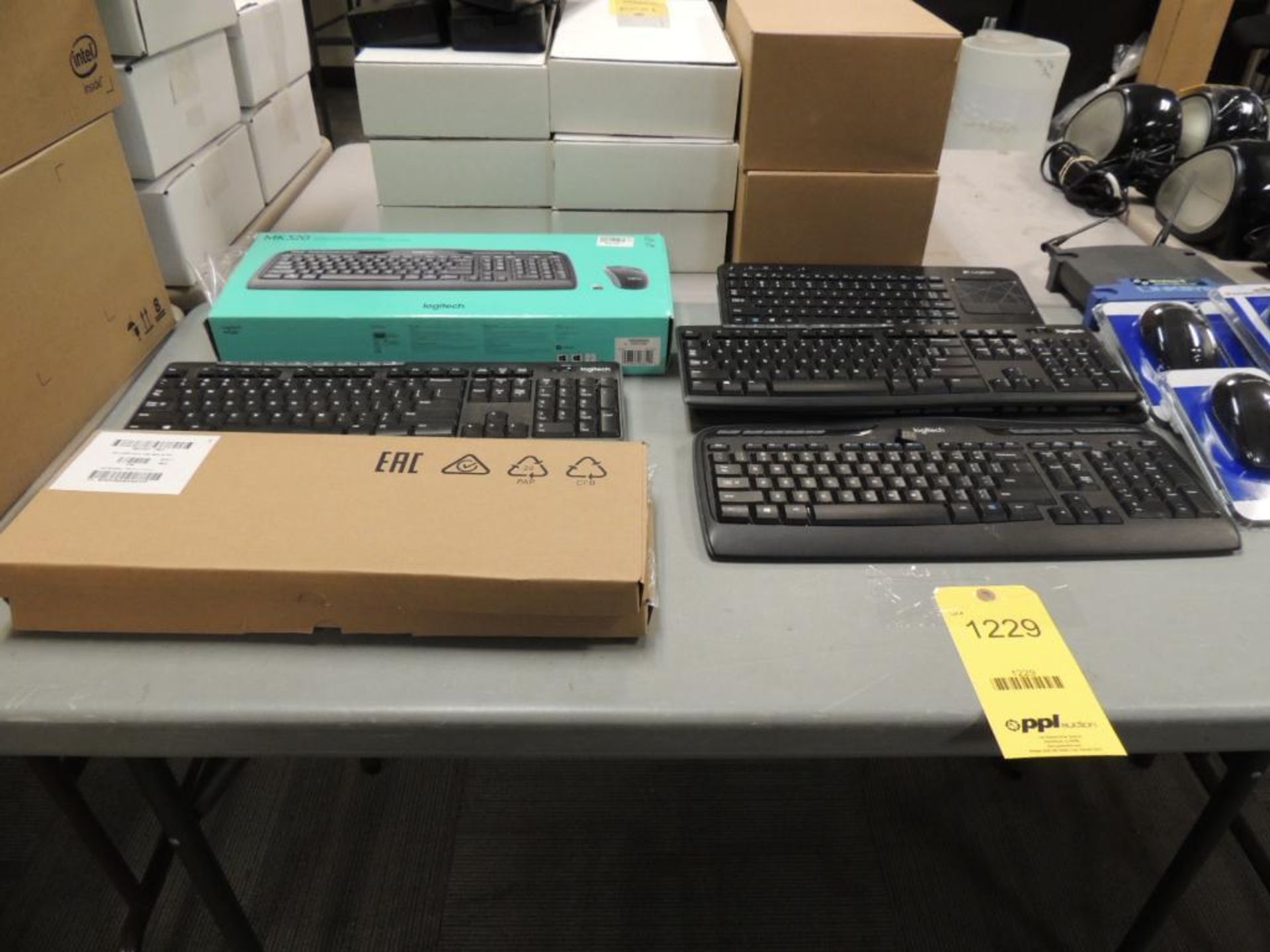 LOT: Assorted Keyboards & Mouses, G Linksys Wireless - Image 2 of 2