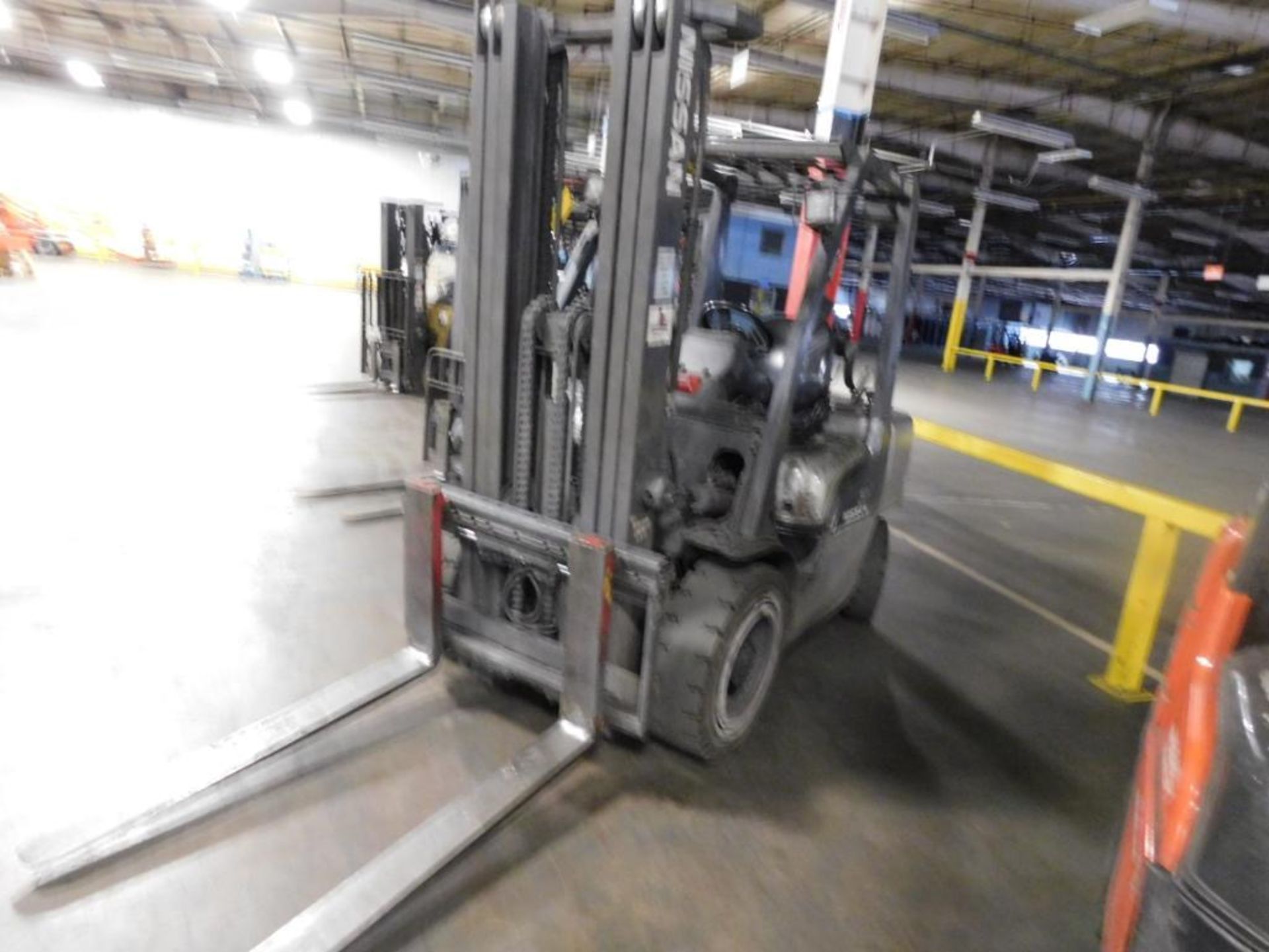 Nissan 6000 lb. LP Forklift Model MUGL02A30LB, S/N UGL02-9L0997, Solid Tires, 3-Stage Mast, Side Shi - Image 2 of 3