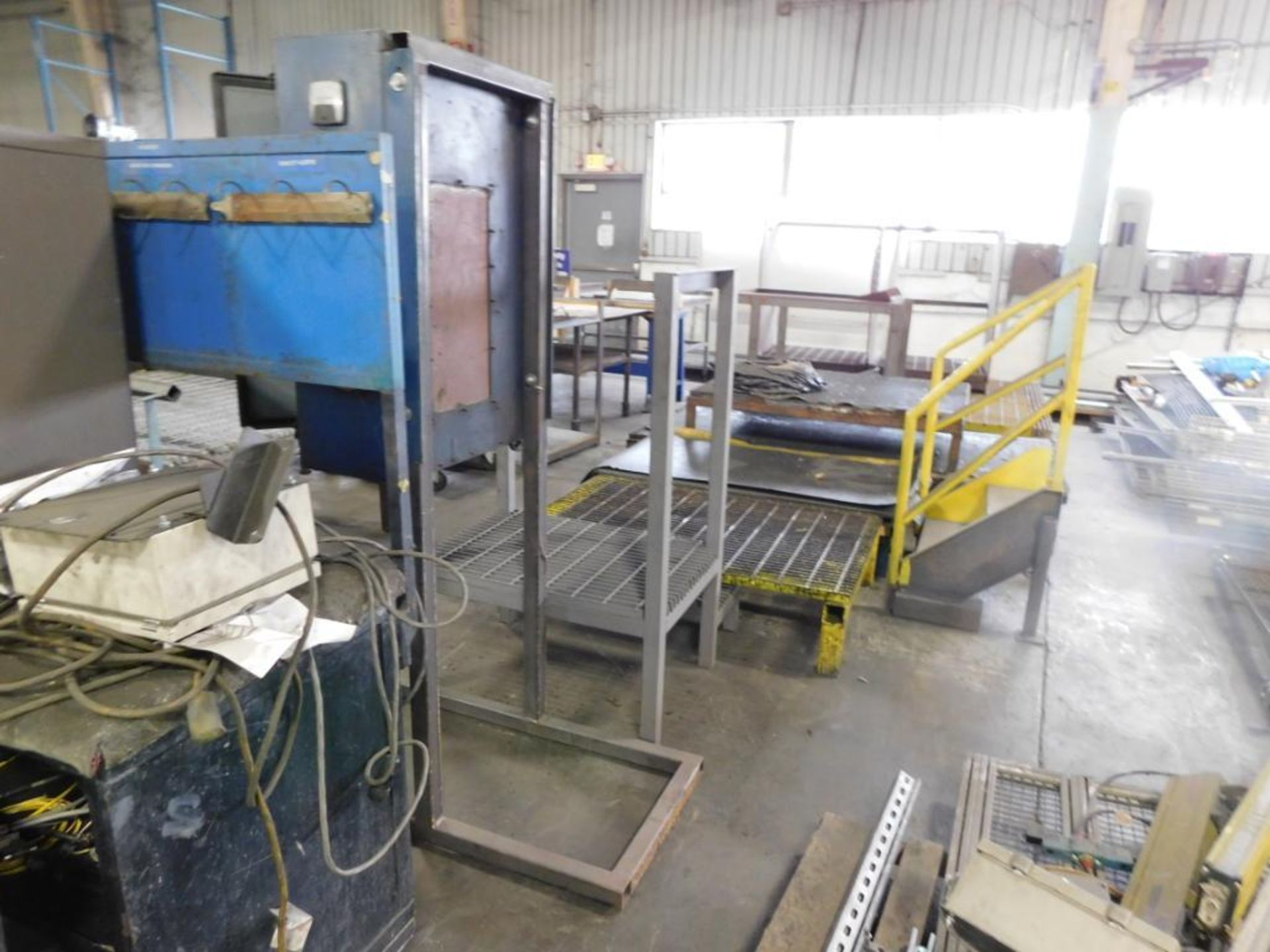 LOT: Assorted Machinery Platforms