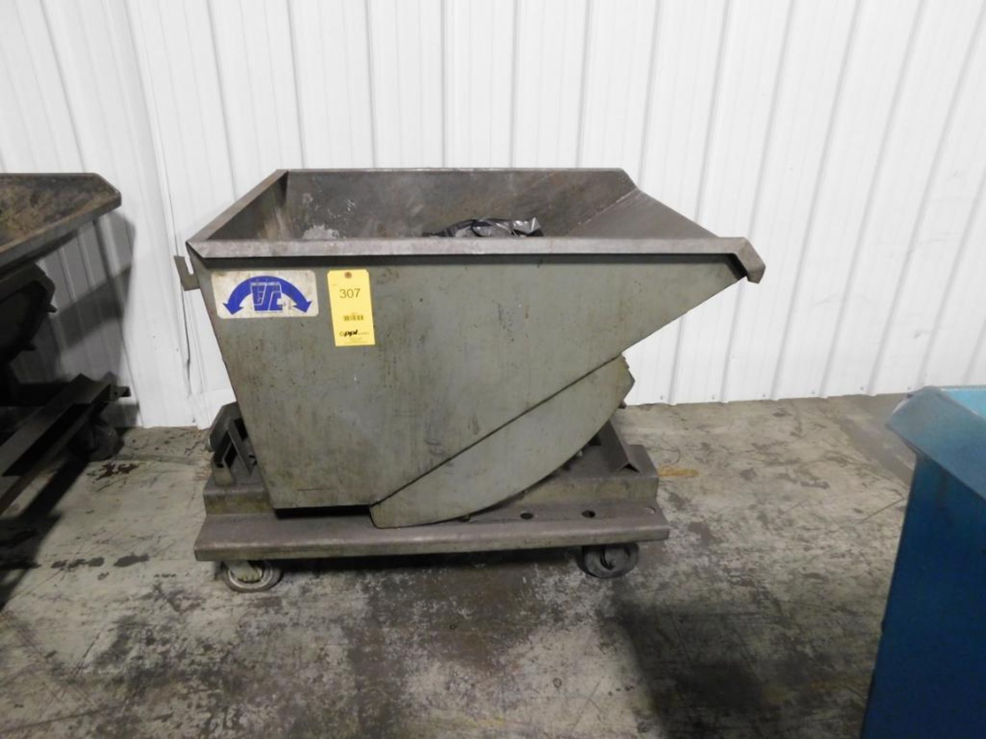 1/2 cu. yd. Rolling Self Dumping Chip Hopper (empty)