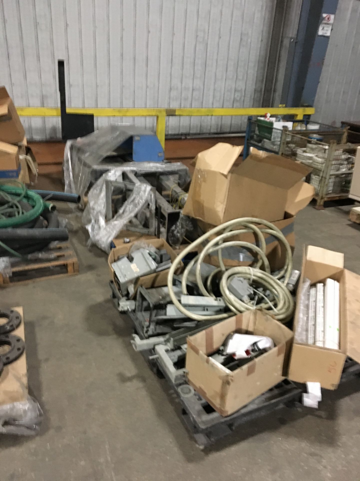 (8) Pallets of assorted duct work, hose, flanges and misc parts - Image 2 of 3