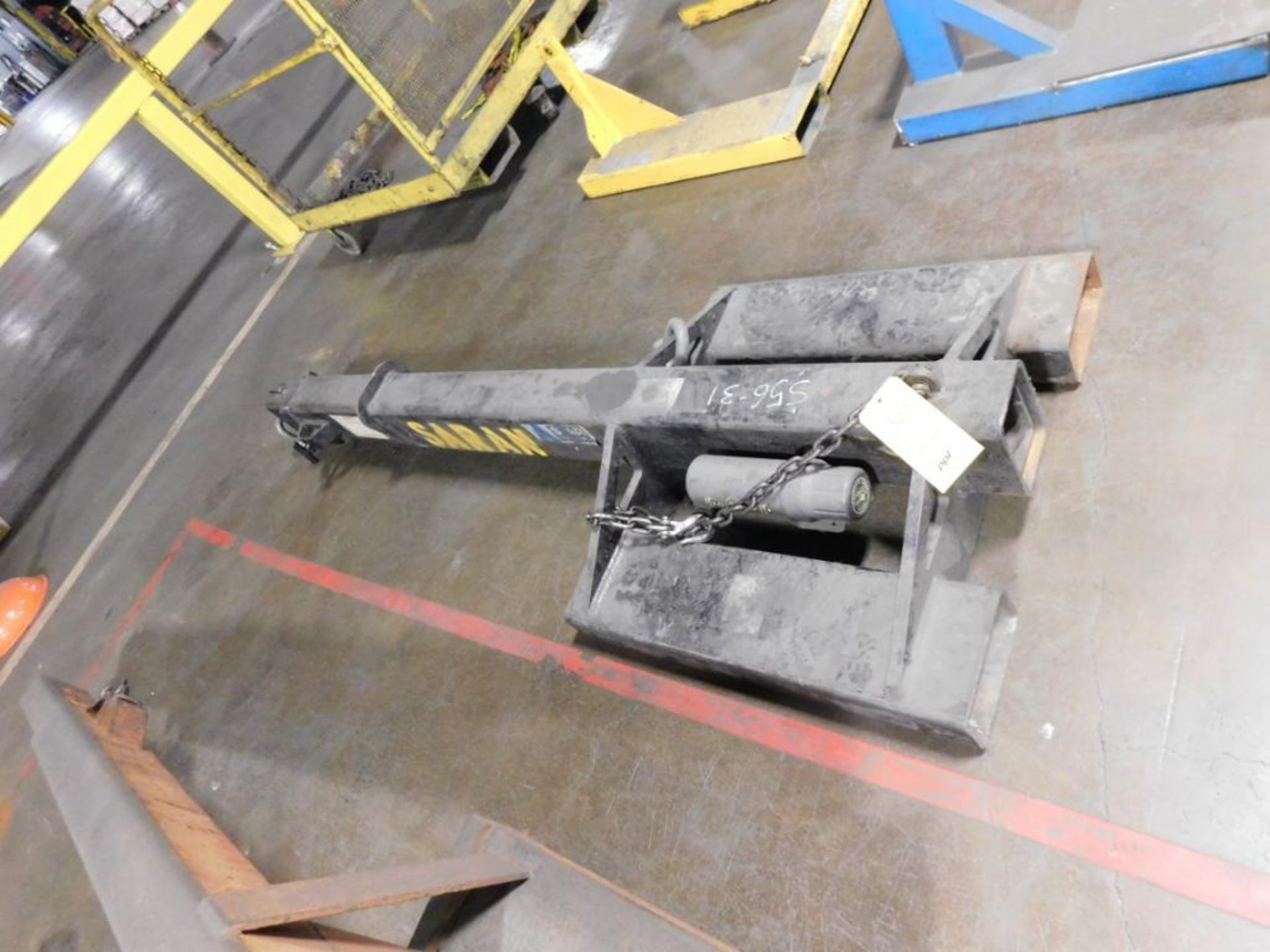 Forklift Adjustable Boom Attachment