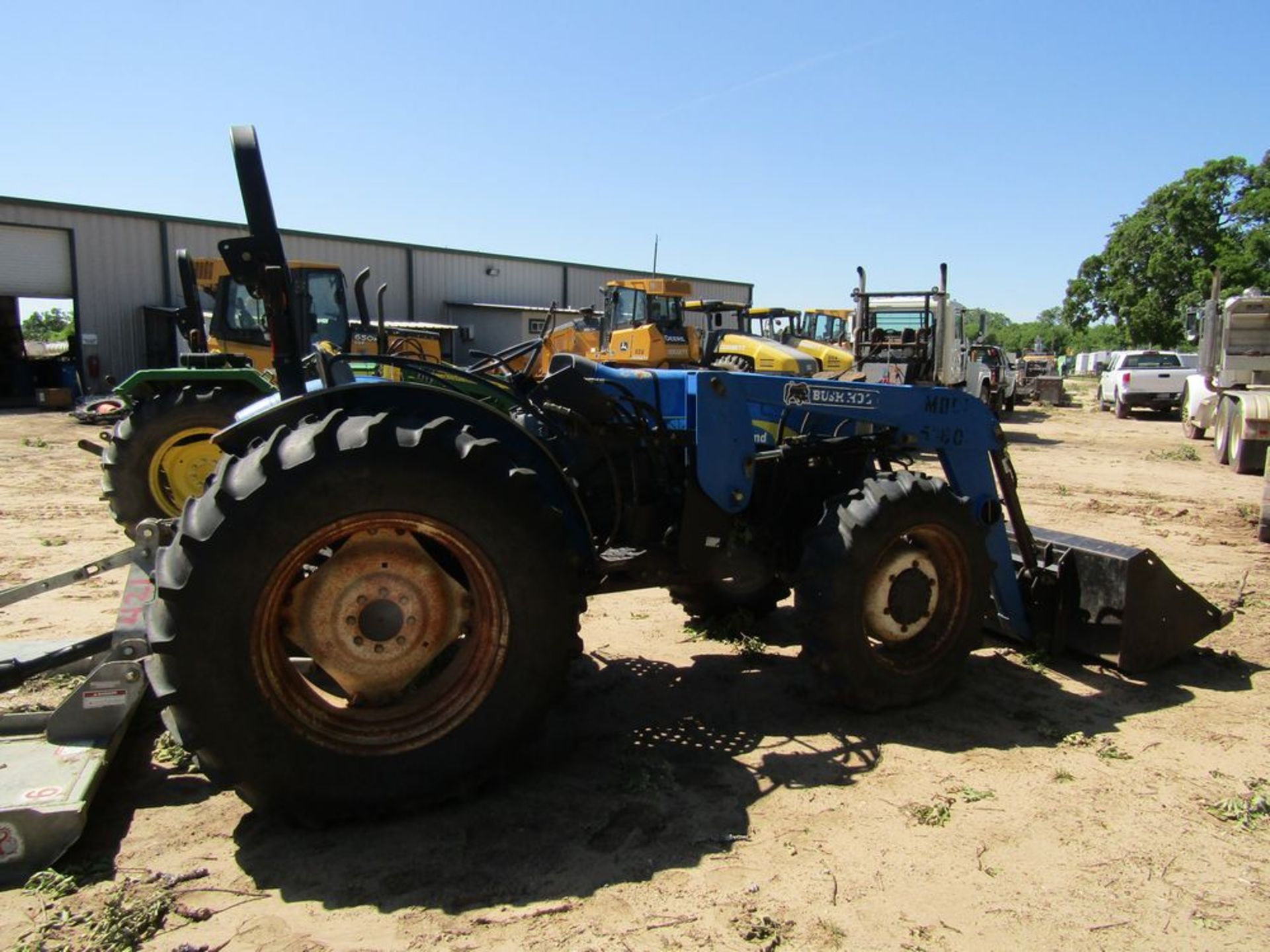 New Holland TT75A Tractor Loader, PTO, S/N 3-01051 - Image 2 of 2