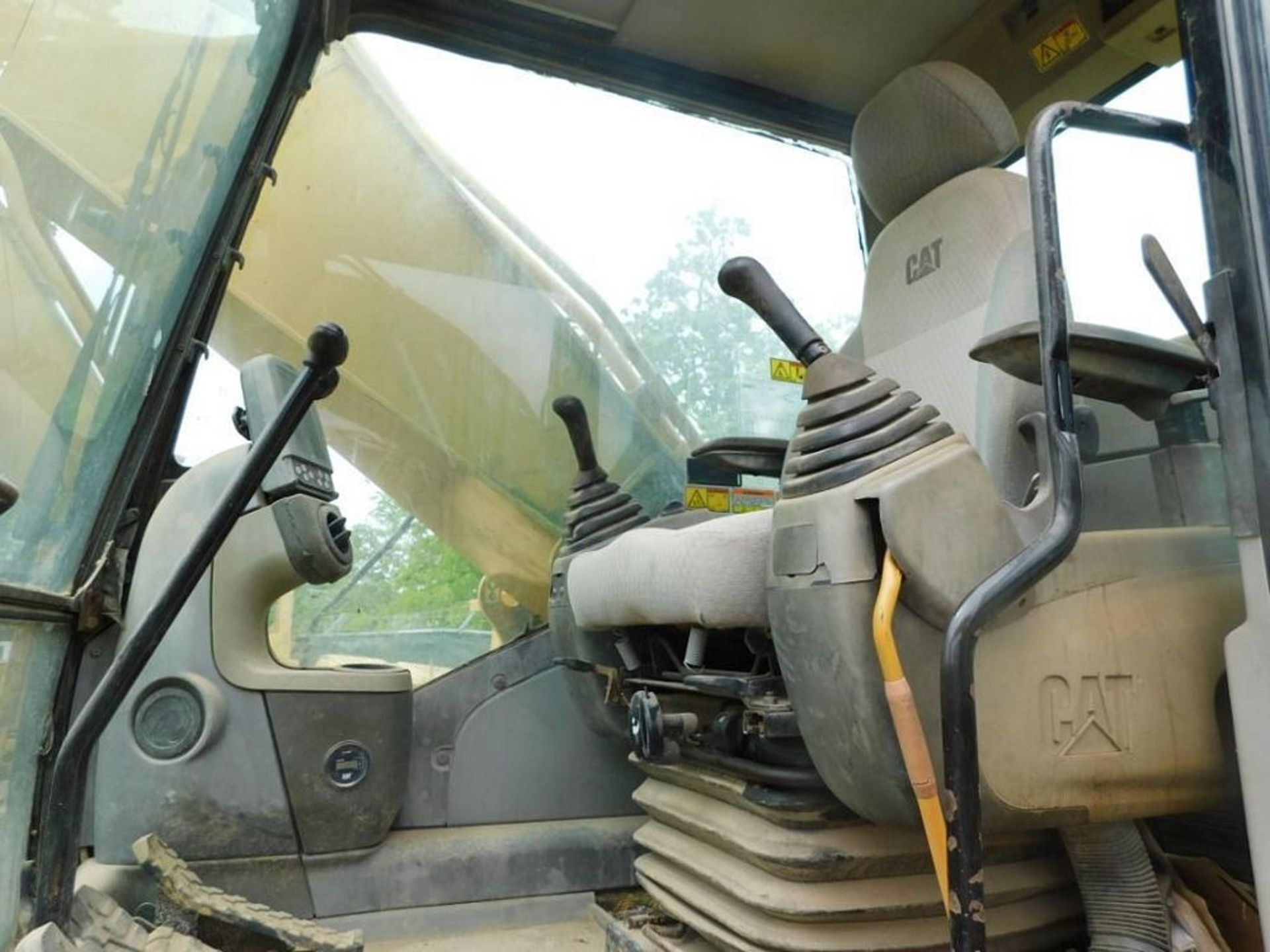 2006 Caterpillar 325DL Hydraulic Excavator, VIN CAT0325DLA3R00273, 3116 220 HP 6.6 Liter Engine, 33 - Image 3 of 5