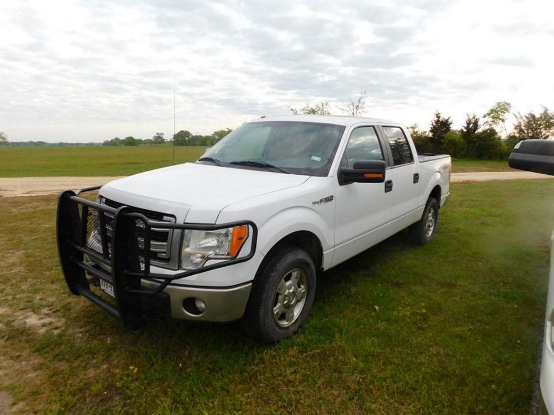 2013 Ford F-150 XLT 4x4 Crew Cab Pick-up Truck, VIN 1FTFW1EF4DFB20236, 5-1/2 ft. Bed, 5.0 Liter Gaso - Image 2 of 4