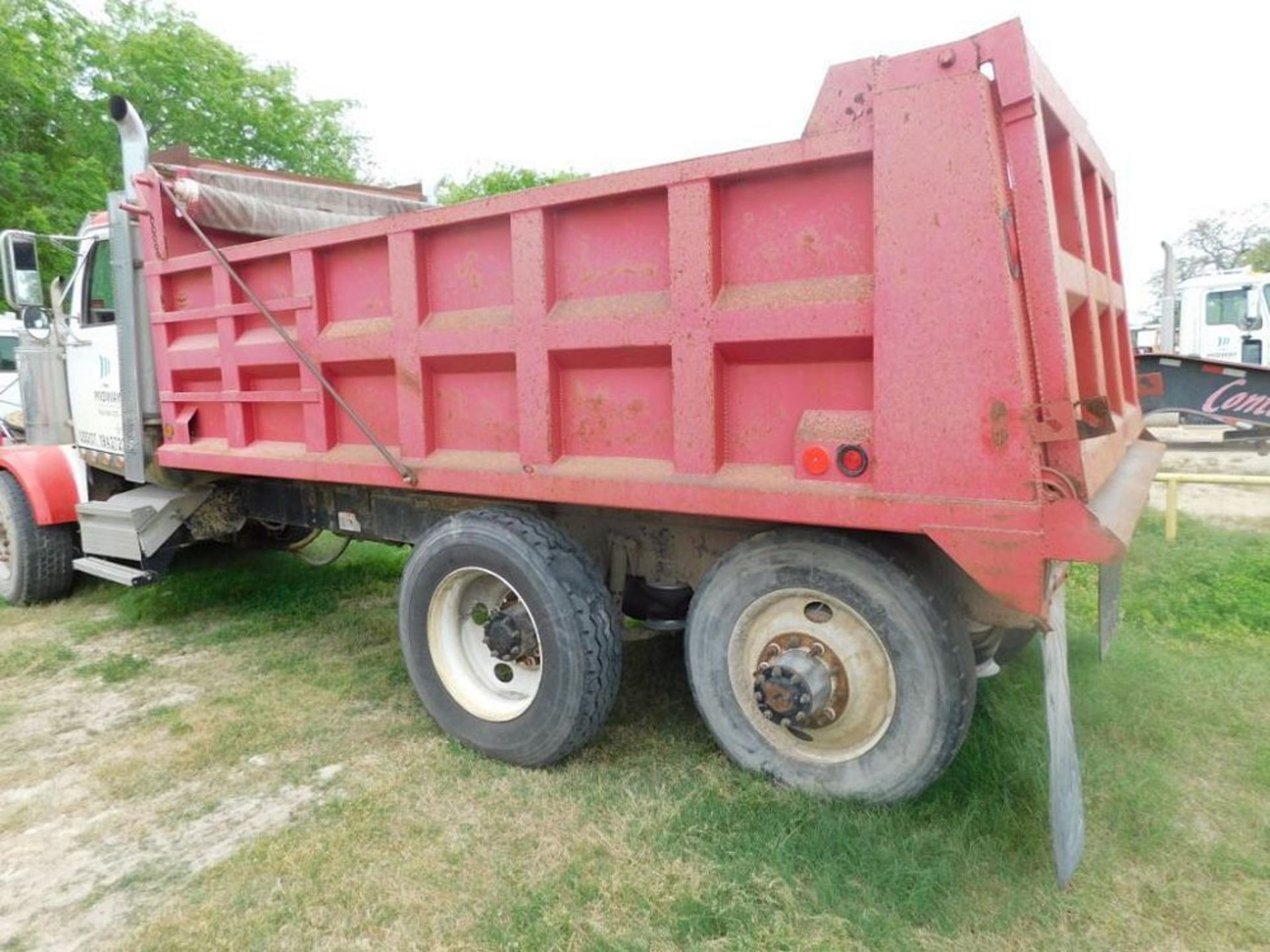 2005 Western Star Dump Truck, VIN 5KJJAECV35PN47951, Mercedes Diesel Engine, Eaton Fuller 10-Speed T - Image 3 of 4