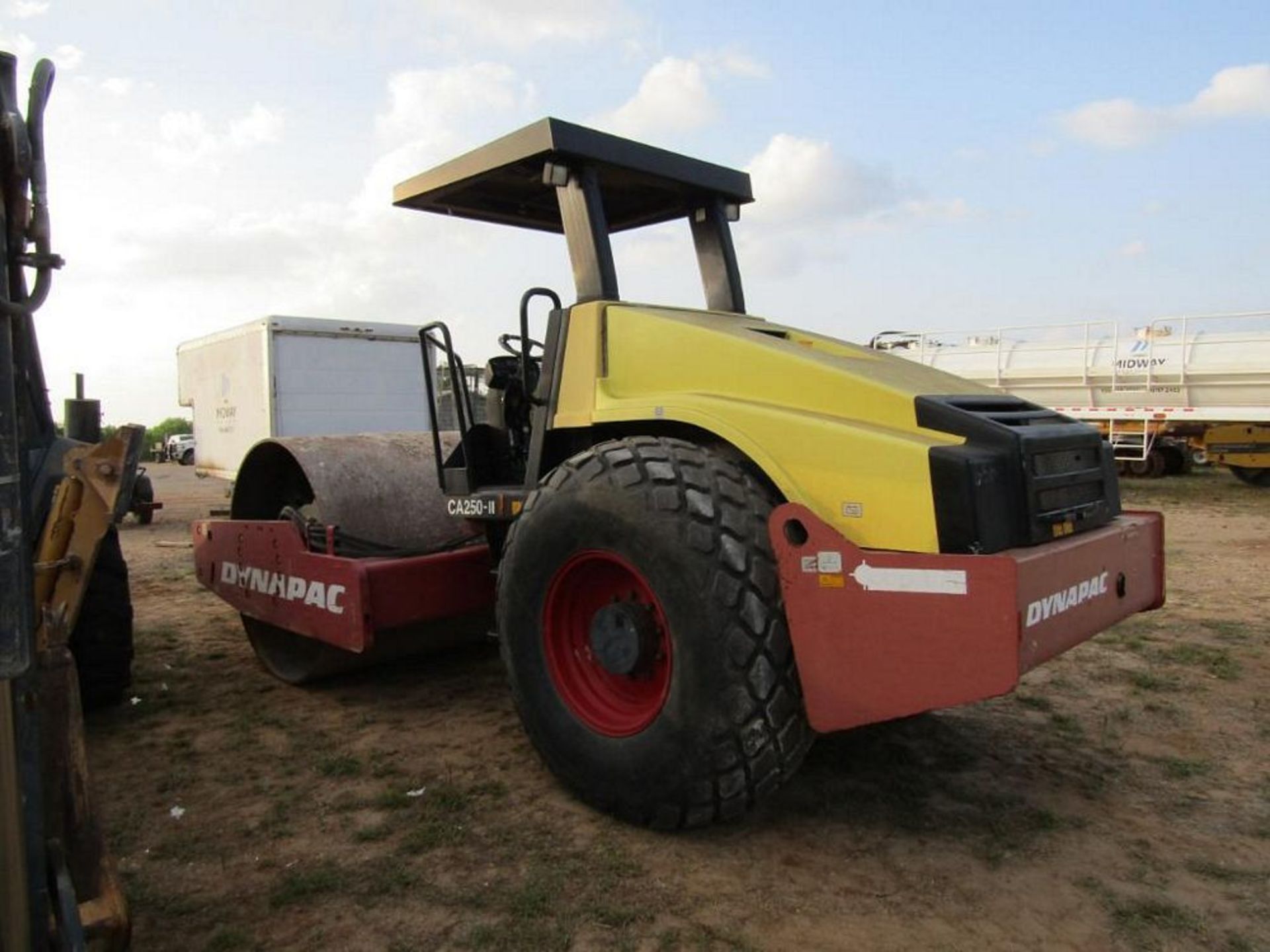 Atlas Copco DynaPac CA 250-II 7 ft. Smooth Roller S/N 100001080C0781890933 - Image 3 of 7