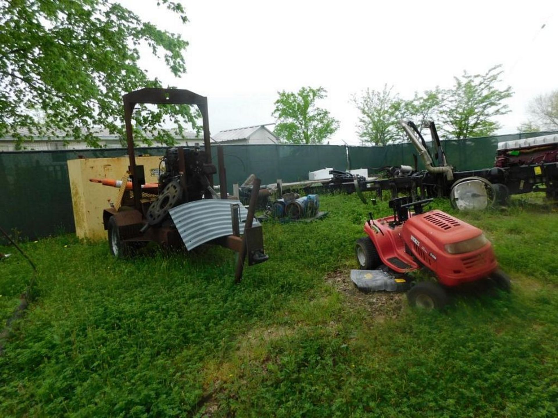 LOT: Large Assortment of Scrap Metal including Platforms, Steel Tracks, Tables, Motors, Truck Parts, - Image 5 of 10