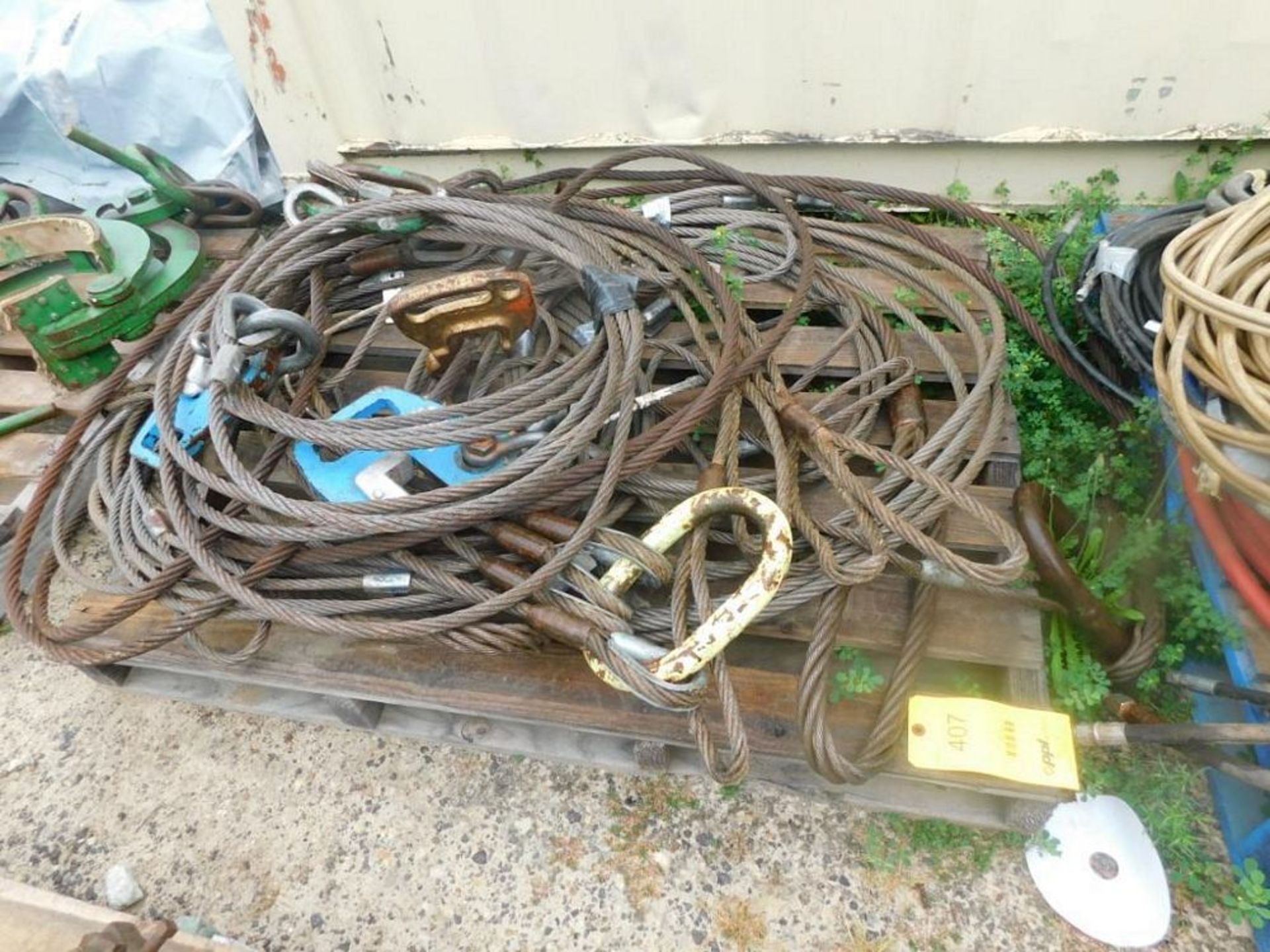 LOT: Assorted Lifting Cable Slings on (1) Pallet