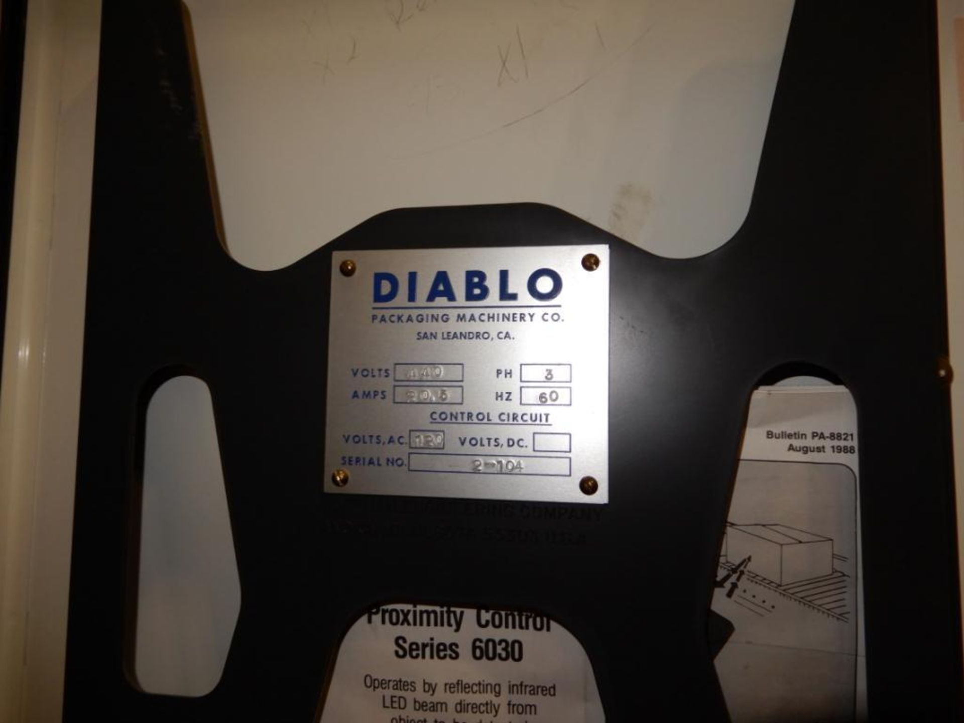 Diablo Carton Gallon Can Tower-Style Casepacker Model PM2, S/N 2-104 (1994), With Nordson Glue Syste - Image 6 of 6