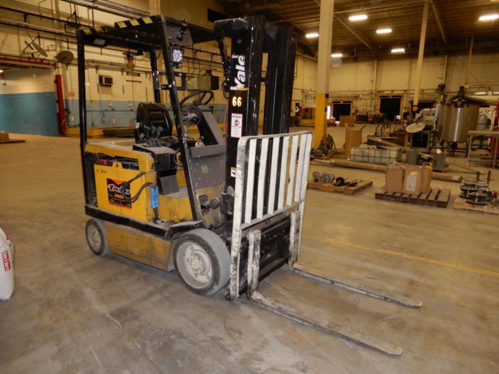 Yale 5000 Lbs. Battery-Operated Sit-Down Forklift Model ERC050Z, S/N K603219 (1994), #66 - Image 2 of 4