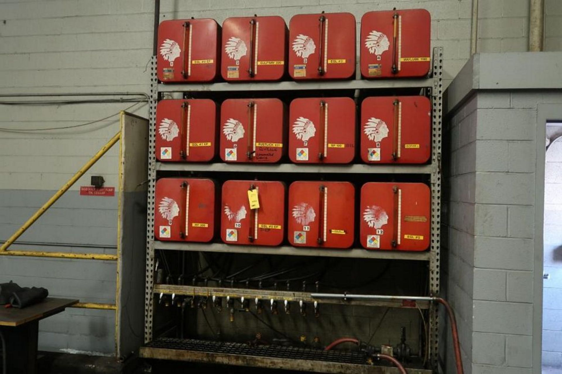 Sauk Valley 12-Station Fluid Storage & Dispensing System, Pneumatic Pump