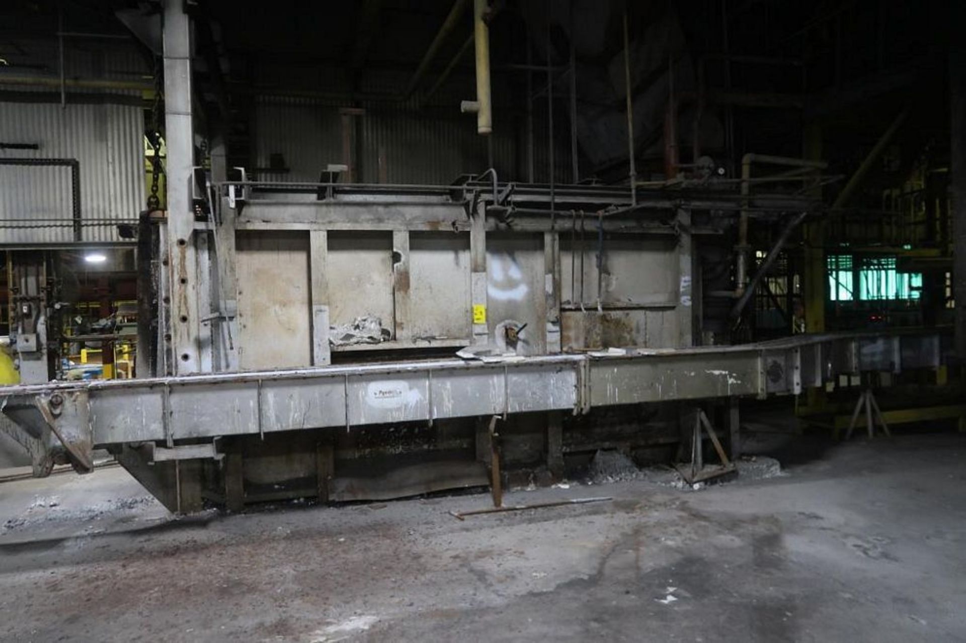 LOT: GNA Alutech 70,000 lb. Gas/Oil Fired Reverberatory Furnace (2002), with Allen Bradley PanelView - Image 4 of 7