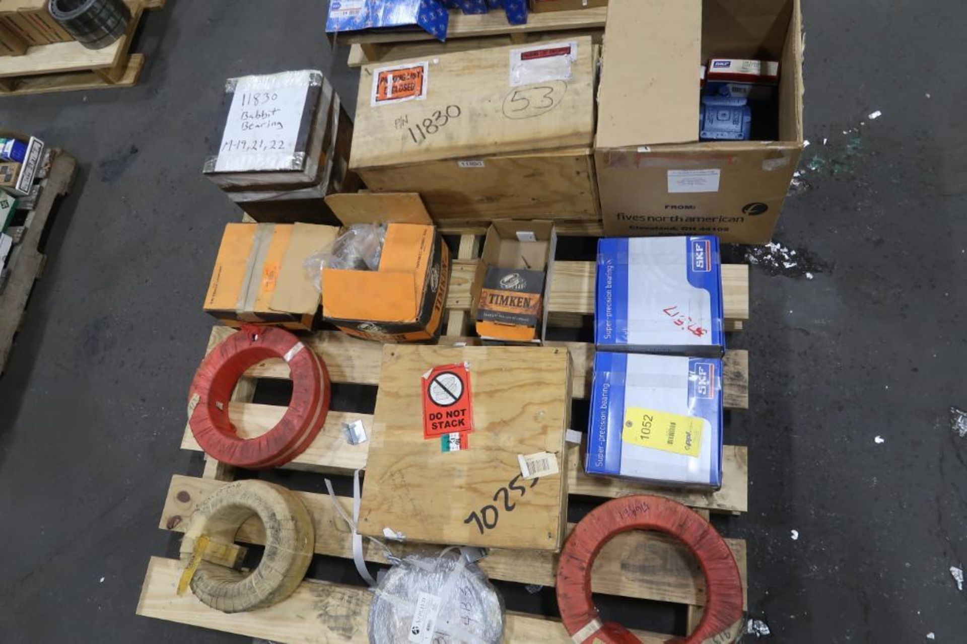 LOT: Assorted Bearings on (3) Pallets - Image 3 of 3