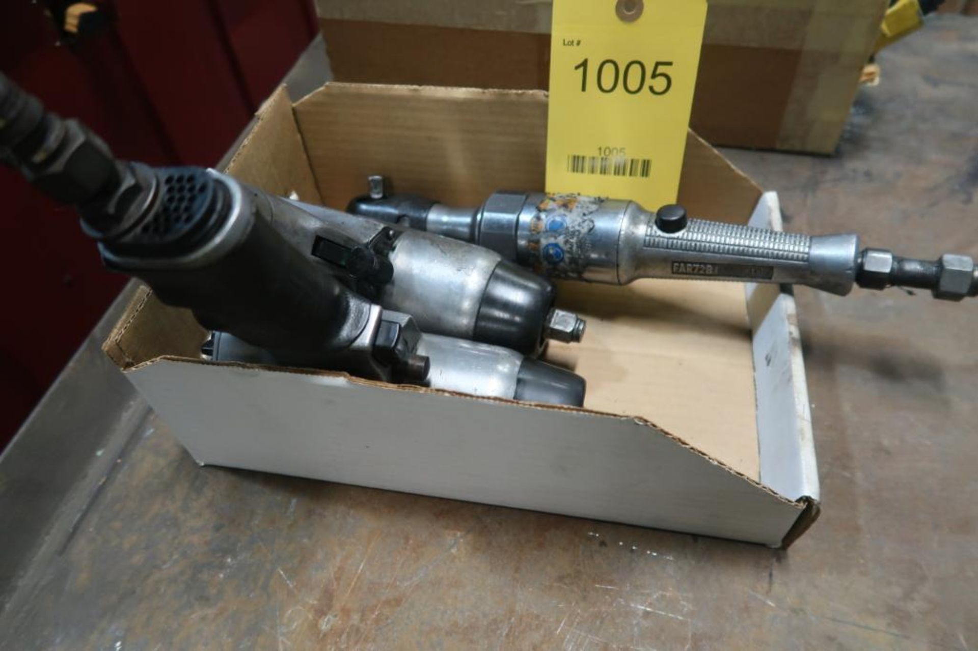 LOT: (2) 1/2 in. Pneumatic Wrenches, (1) 3/8 in. Pneumatic Wrench