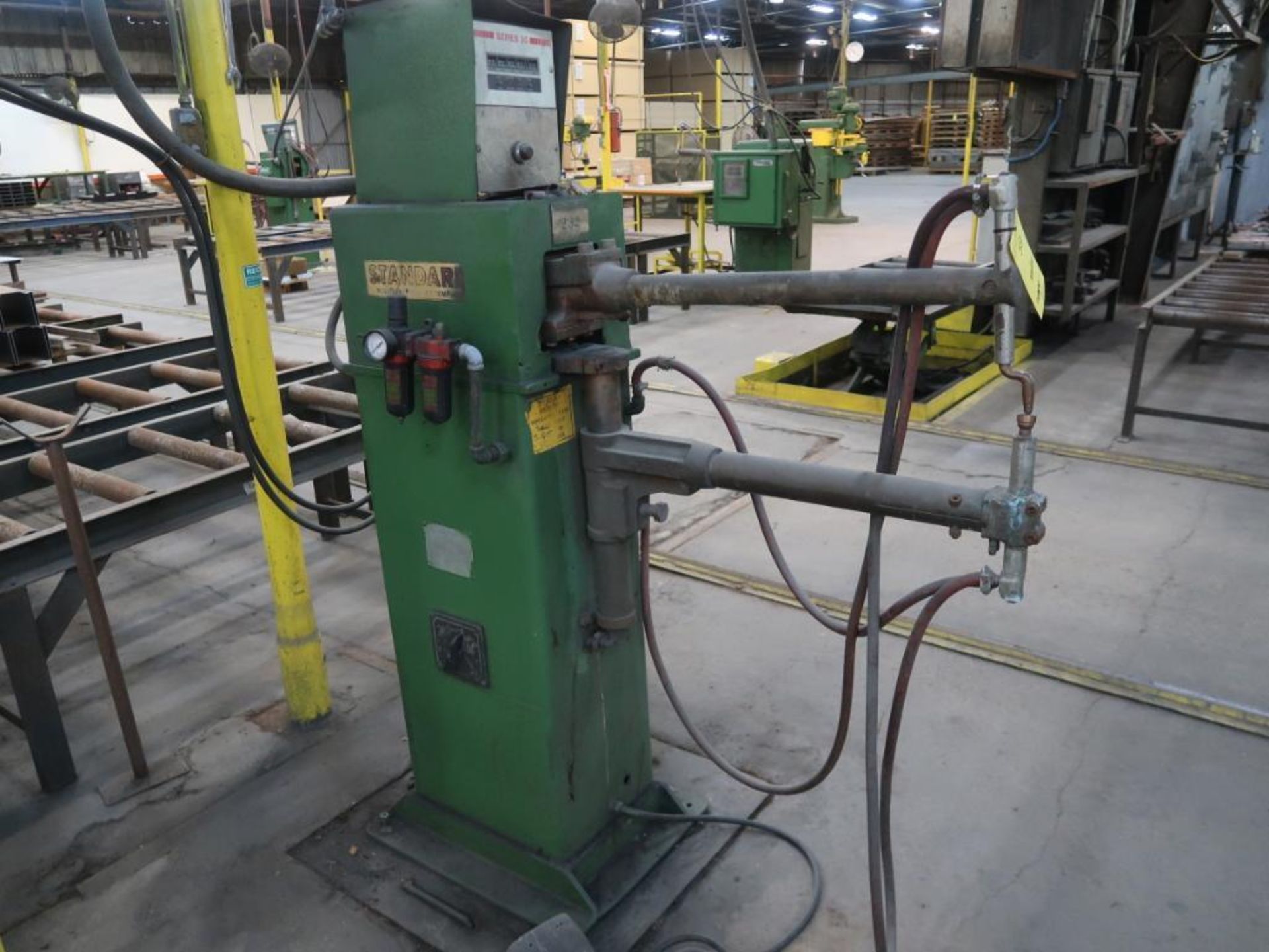 Standard Series 30 Spot Welder Model AR-24/30, 24 in. Throat, 30 kW