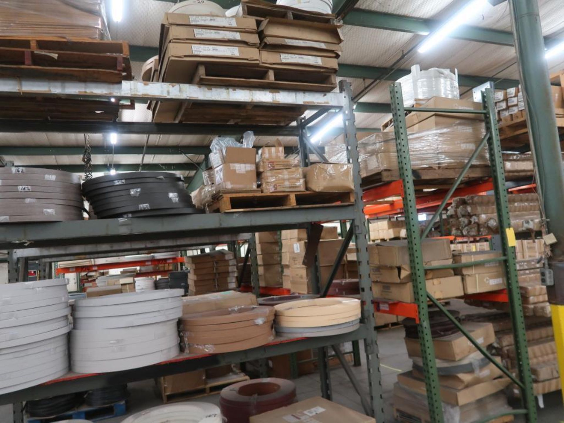 LOT: Contents of Pallet Rack including T-Molding & Edging (racking not included) - Image 2 of 4