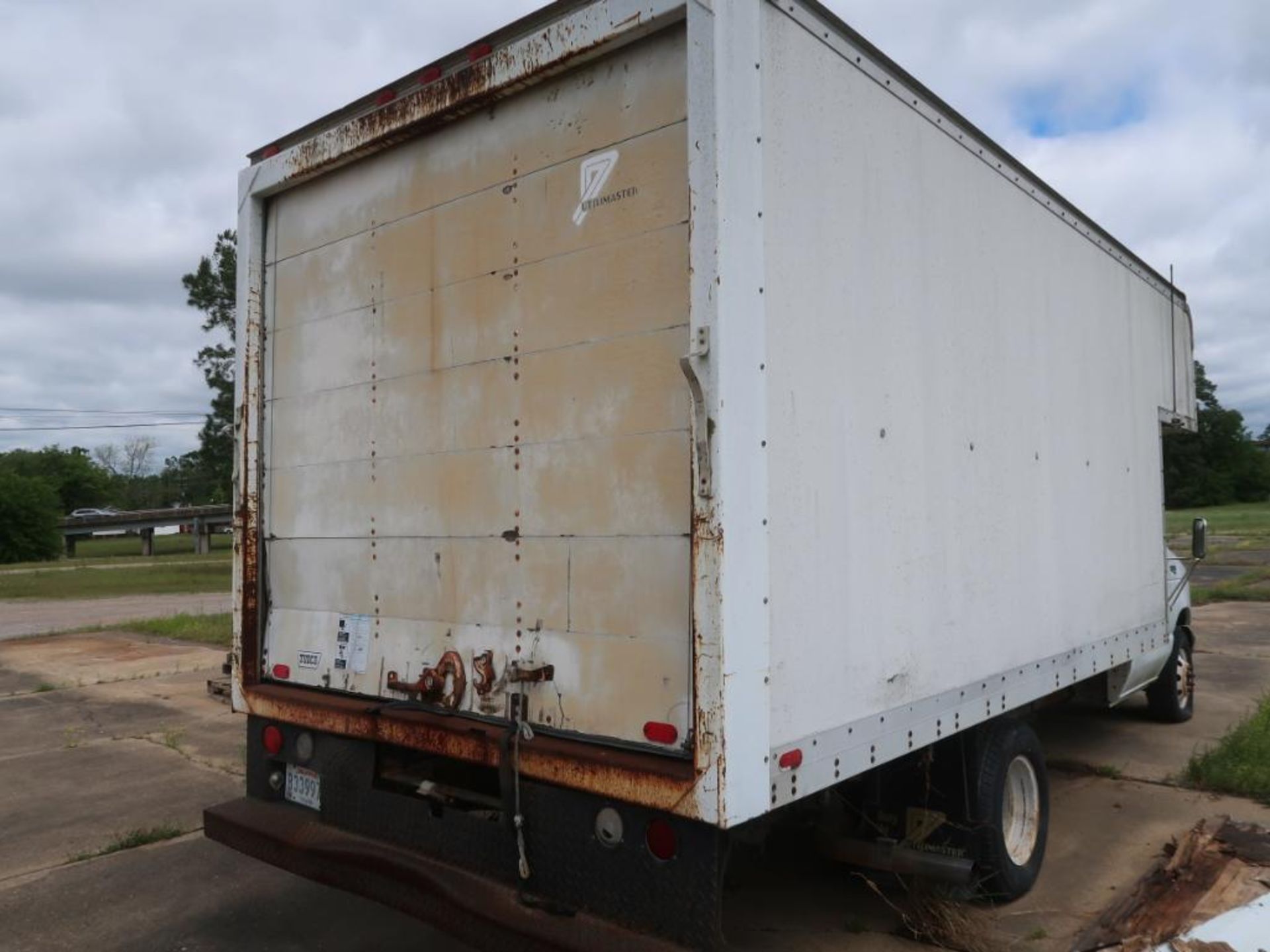 1995 Ford E-350 Power Stroke Diesel 15 ft. Box Truck, VIN 1FDKE37F2SHB99929, Dual Rear Axle (no titl - Image 2 of 3