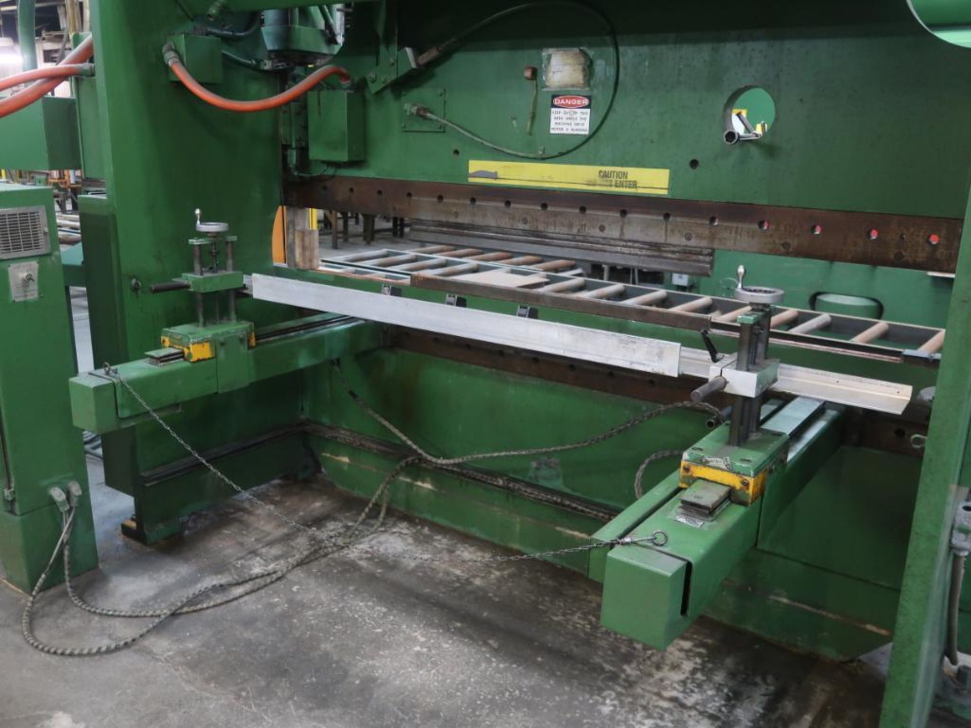 Cincinnati 135 Ton x 10 ft. Press Brake Model 135AS AutoShape, S/N 43866, 8 in. Max. Stroke, Auto- - Image 3 of 3