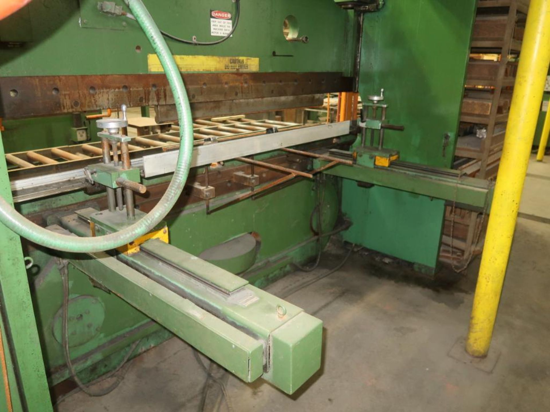 Cincinnati 135 Ton x 10 ft. Press Brake Model 135AS AutoShape, S/N 43882, 8 in. Max. Stroke, - Image 5 of 6