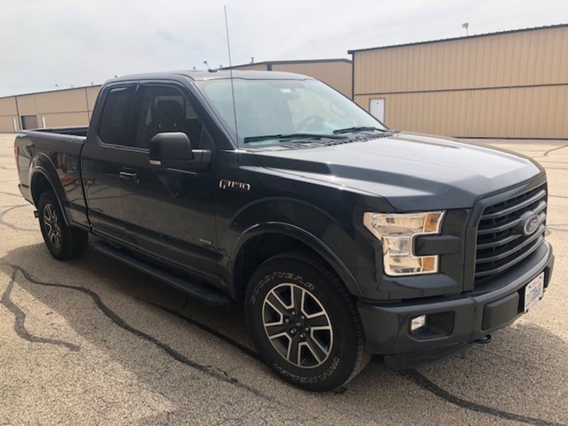 2016 Ford F-150 4X4 Supercab Pick Up Truck, VIN 1FTEX1EP5GFA36576, ( 43,000 Indicated Miles) Located - Image 4 of 6