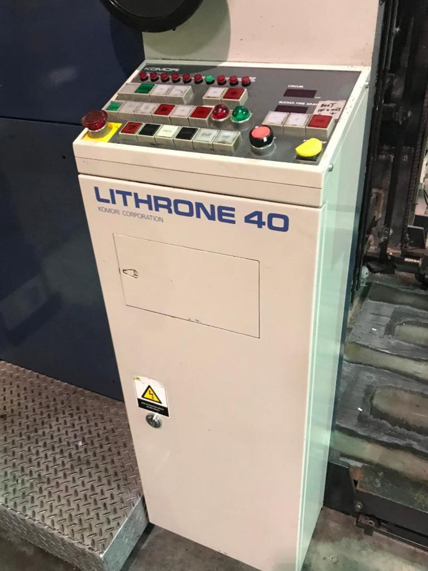 Komori Lithrone L640C 40 in. 6-Color Offset Press with Coater, S/N 2063 (2000), with FAPC Auto Plate - Image 4 of 9