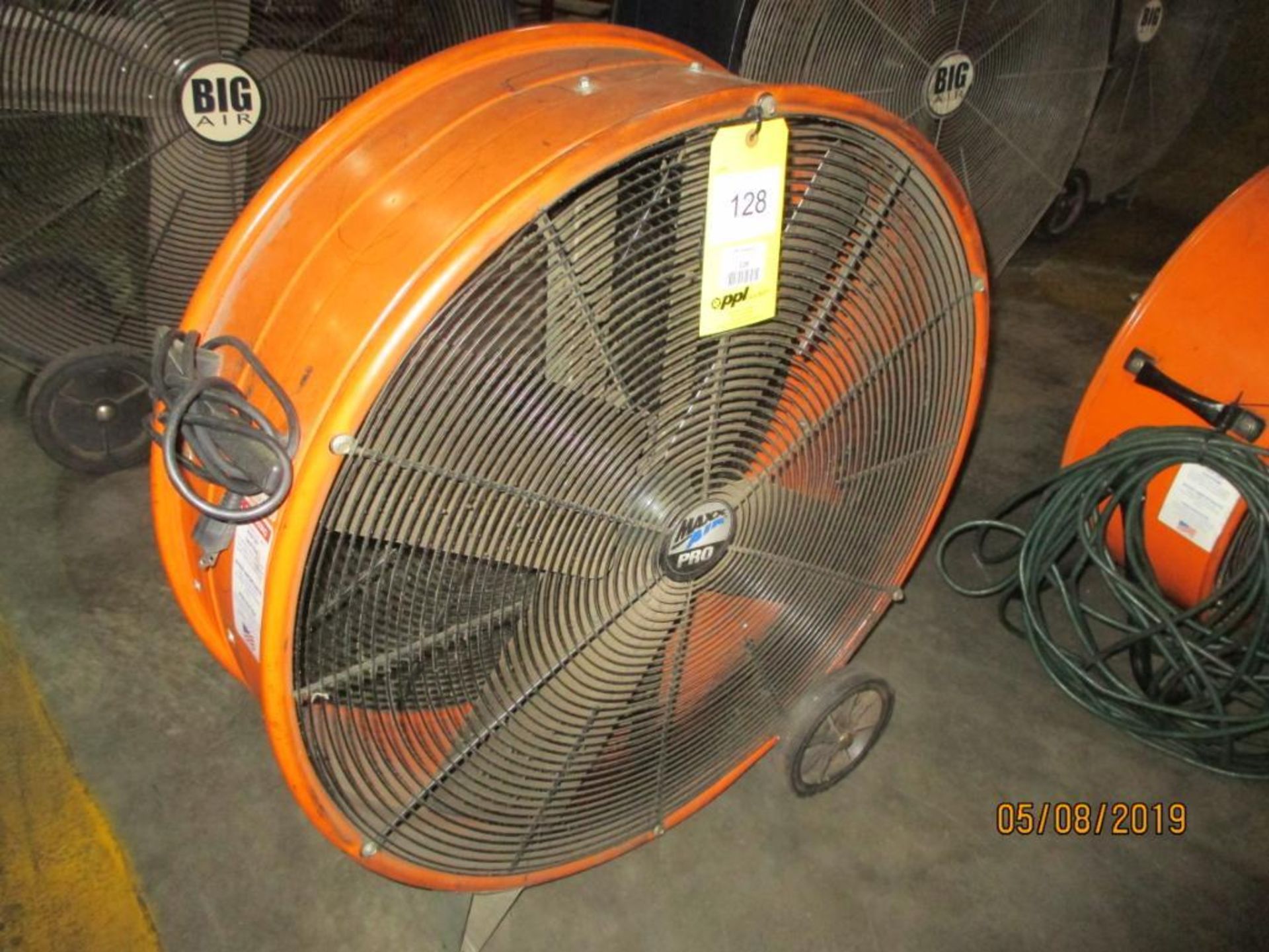 Maxx Air Pro 30 in. Shop Fan