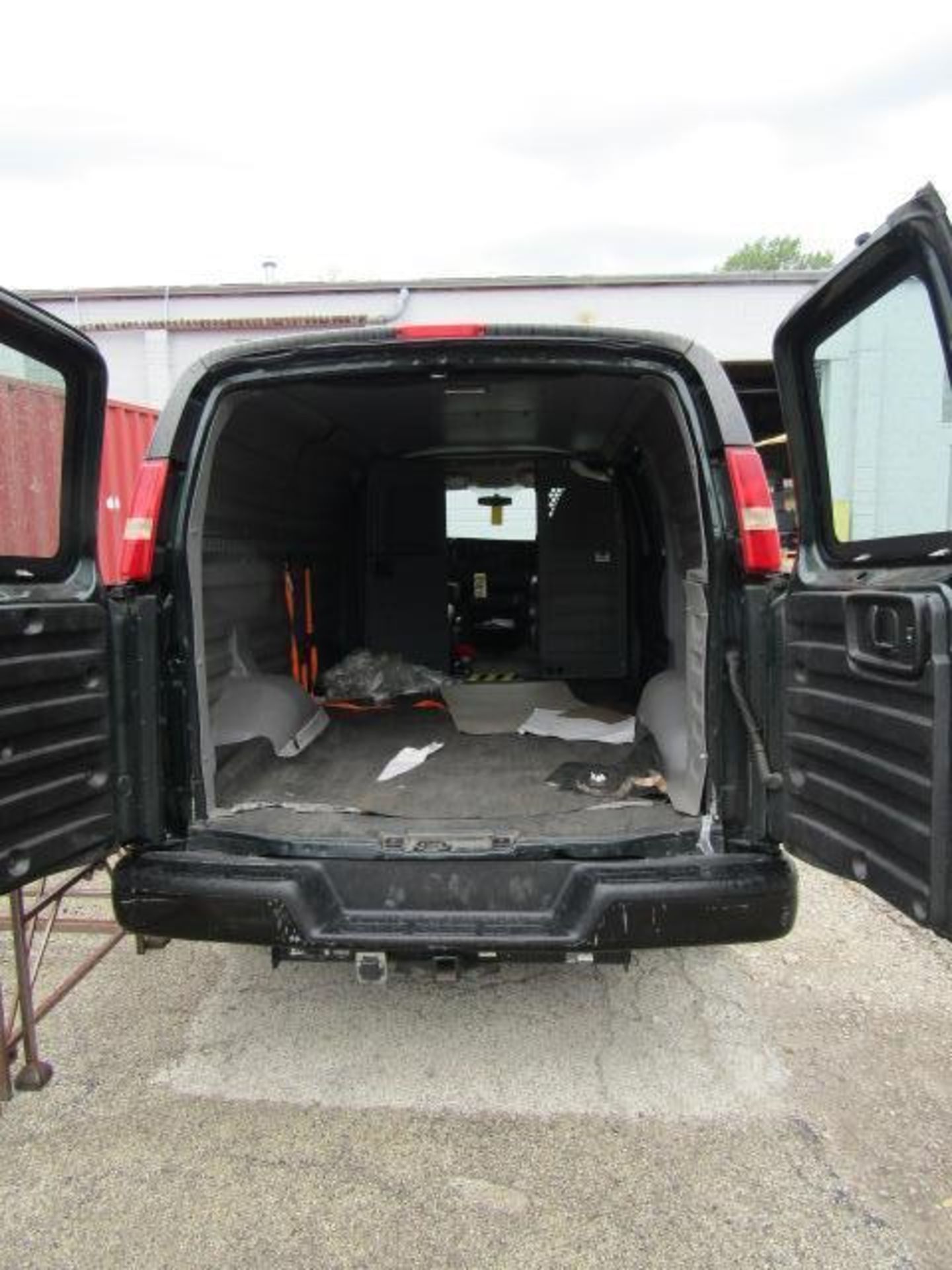 2014 Chevrolet Express Van Model G13405, VIN 1GCSGAFX1E1134256, Rubber Mats, Front Seat Partition to - Image 5 of 14