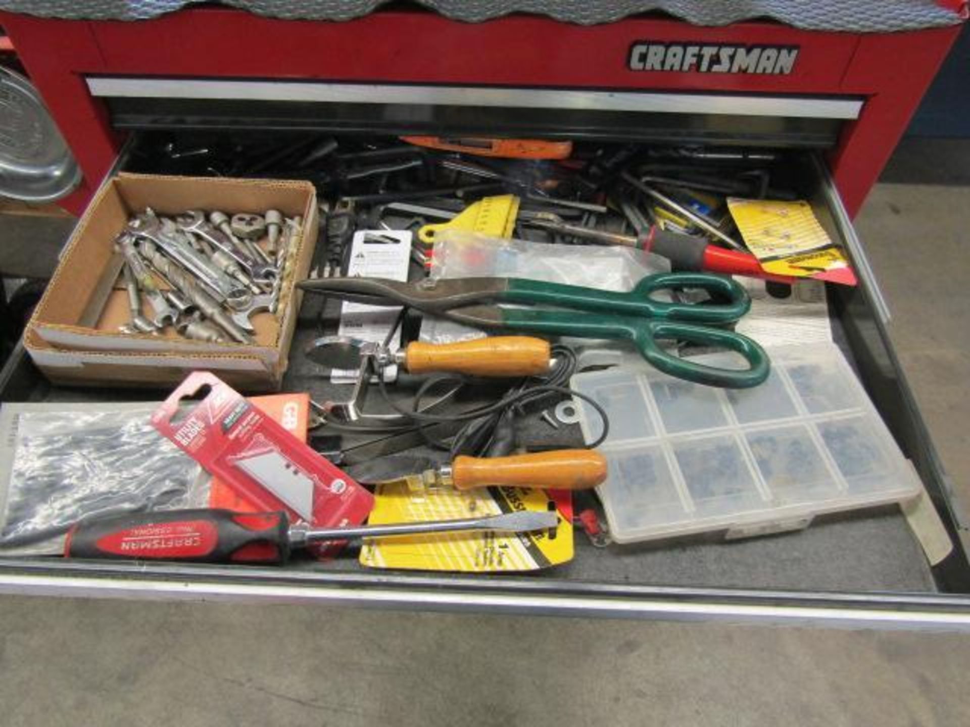 LOT: Craftsman Rolling 5-Drawer Tool Chest, with Tool Box & Contents - Image 4 of 8