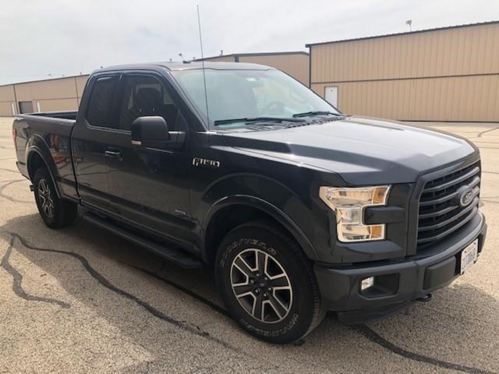 2016 Ford F-150 4X4 Supercab Pick Up Truck, VIN1FTEX1EP5GFA36576, ( 43,000 Indicated Miles)