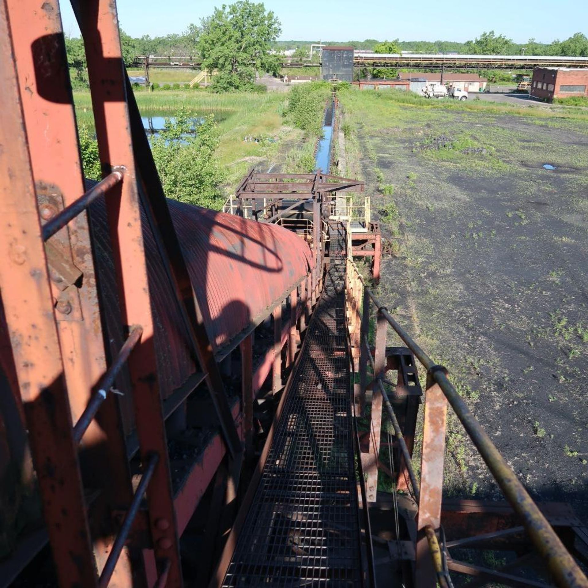 Custom Rail Mounted Rotating Stacker Conveyor, Belt Conveyor Boom, 50 ft. Inclined Feed Conveyor, - Image 4 of 6