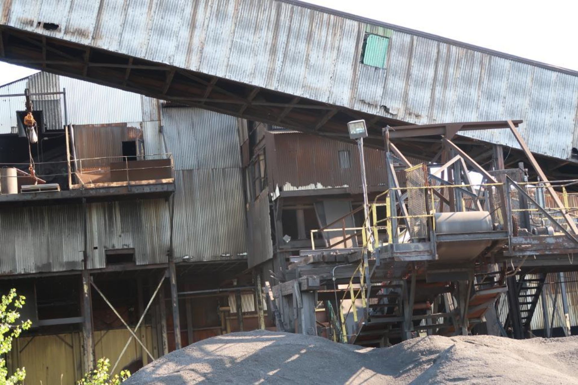 Assorted Power Troughed Belt Transfer Conveyors Inclined, Overhead, Rail Car Loading Stations, - Image 4 of 11