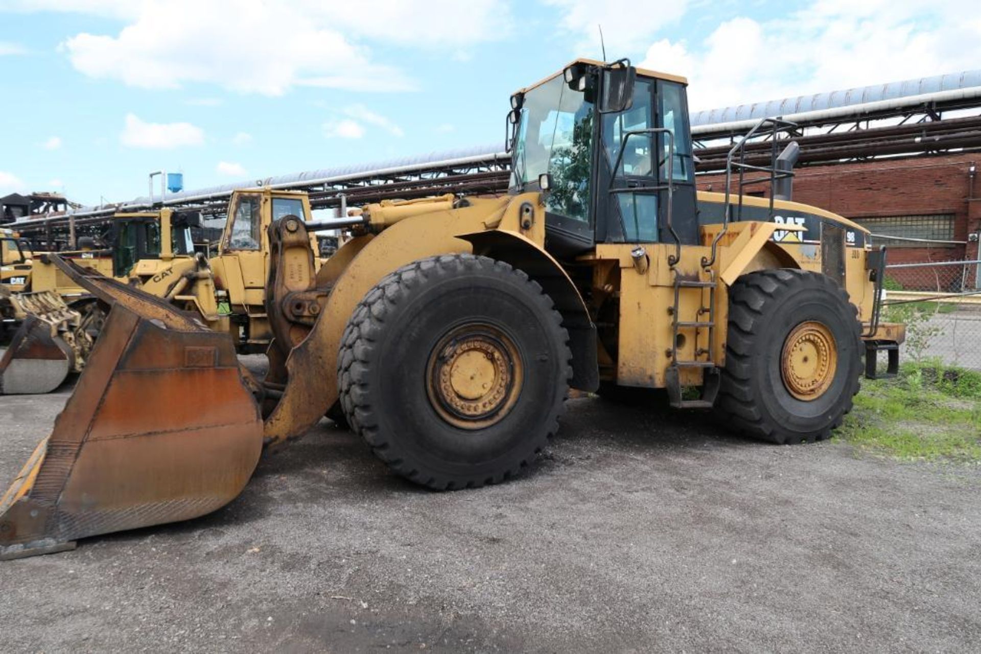 2001 Caterpillar Rubber Tire Loader Model 980G, S/N 2KR04092, 134 in. General Purpose Bucket, Air